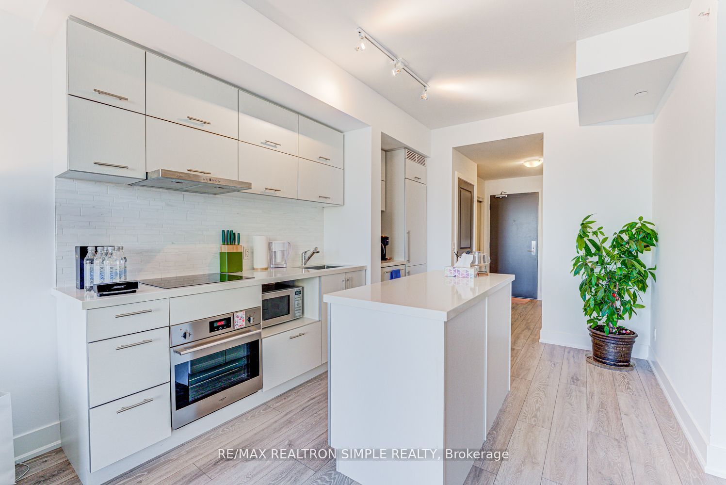 8081 Birchmount Road, #1515