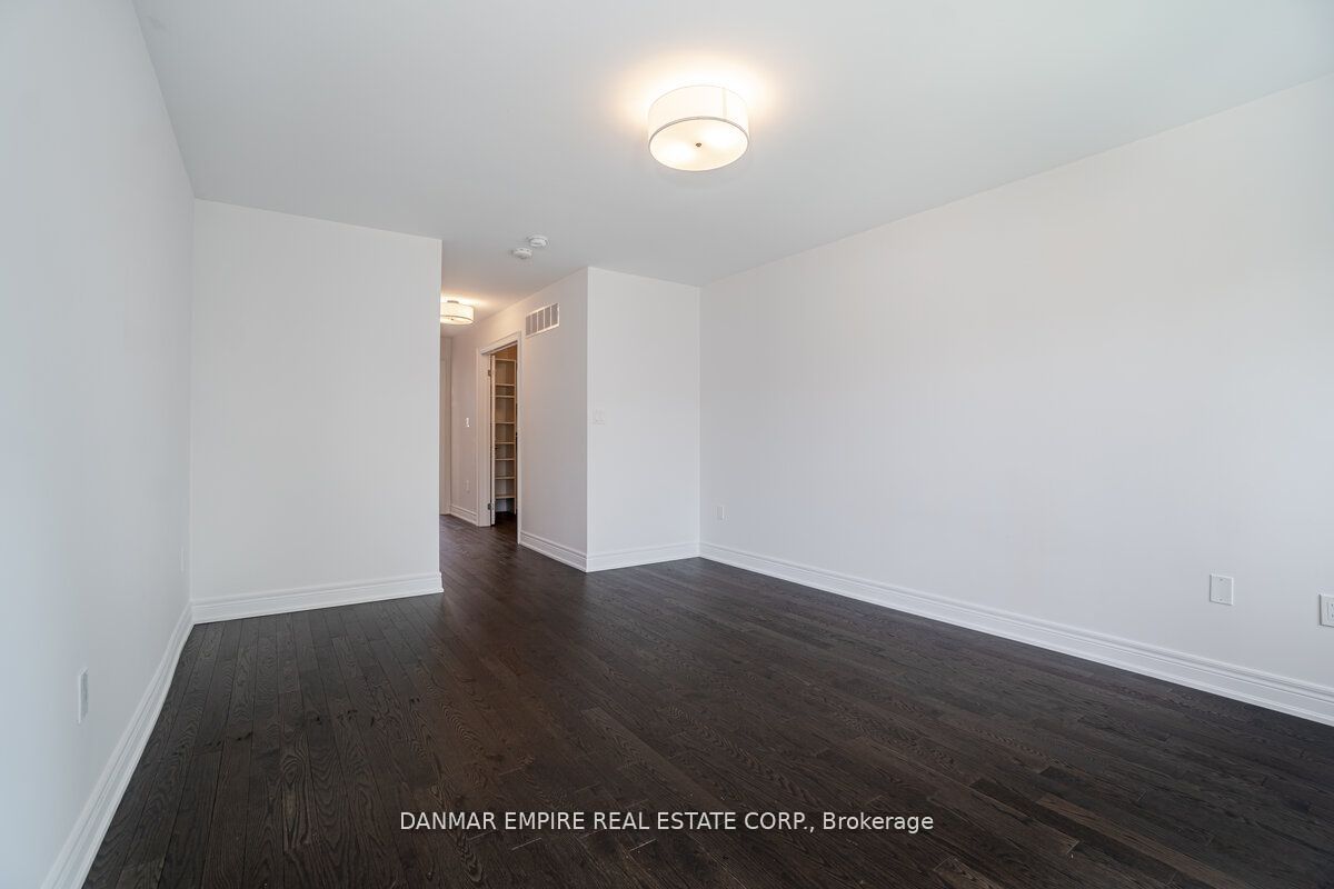 31 Hiawatha Court