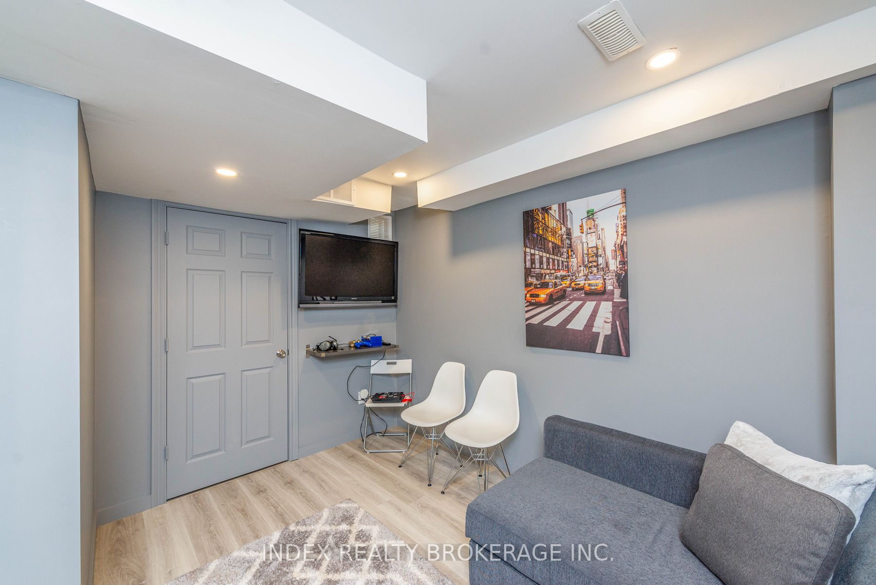 10 Porter Avenue, #26