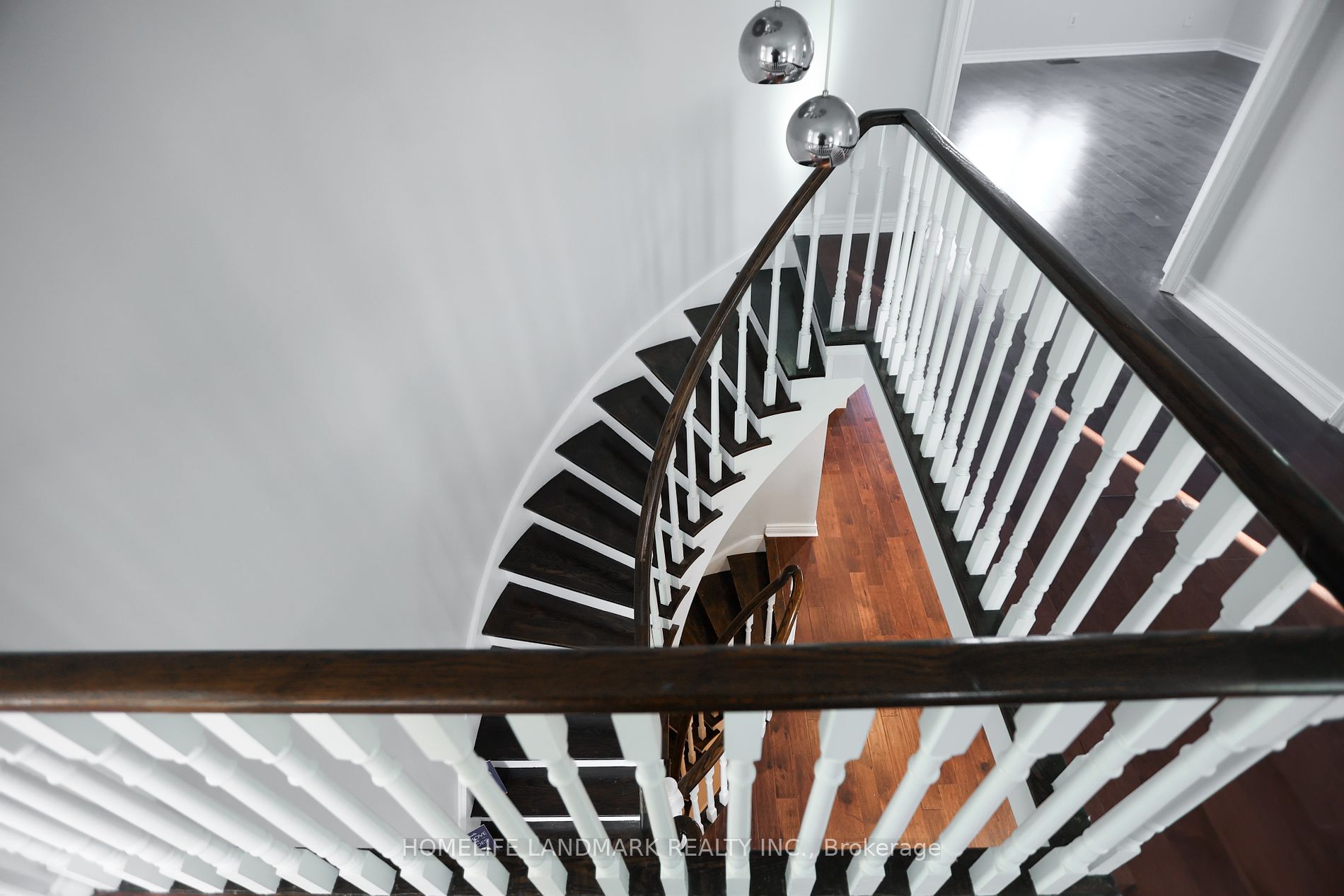 75 Somerset Cres
