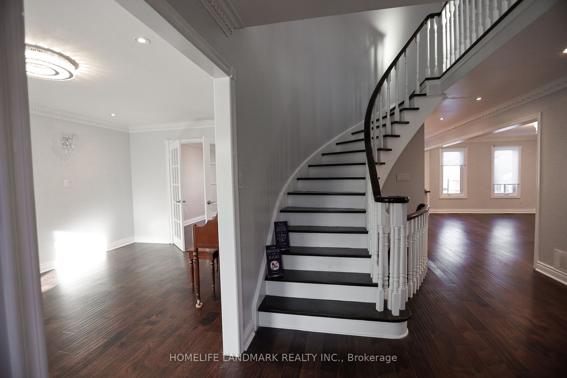 75 Somerset Cres