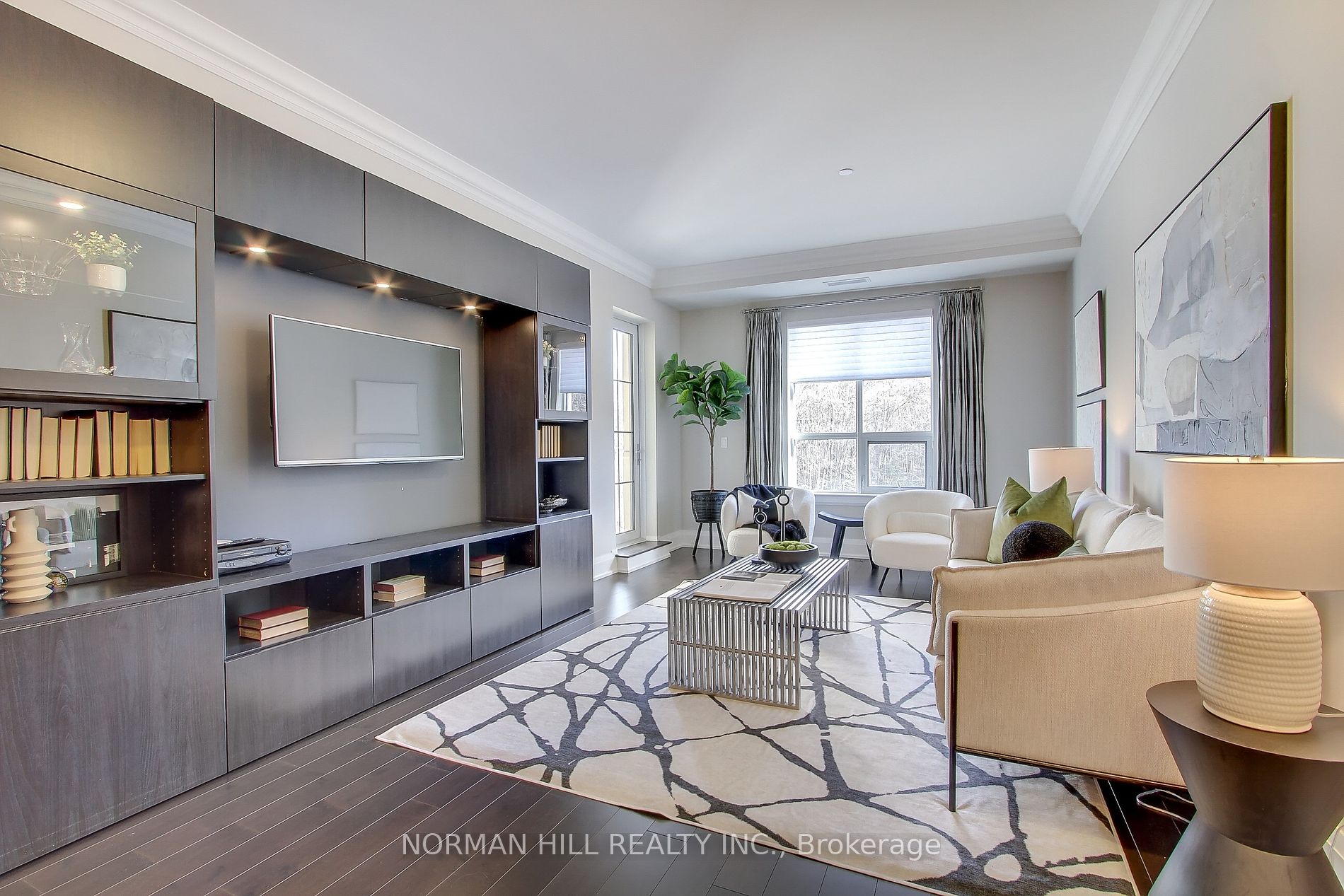 9909 Pine Valley Drive, #402
