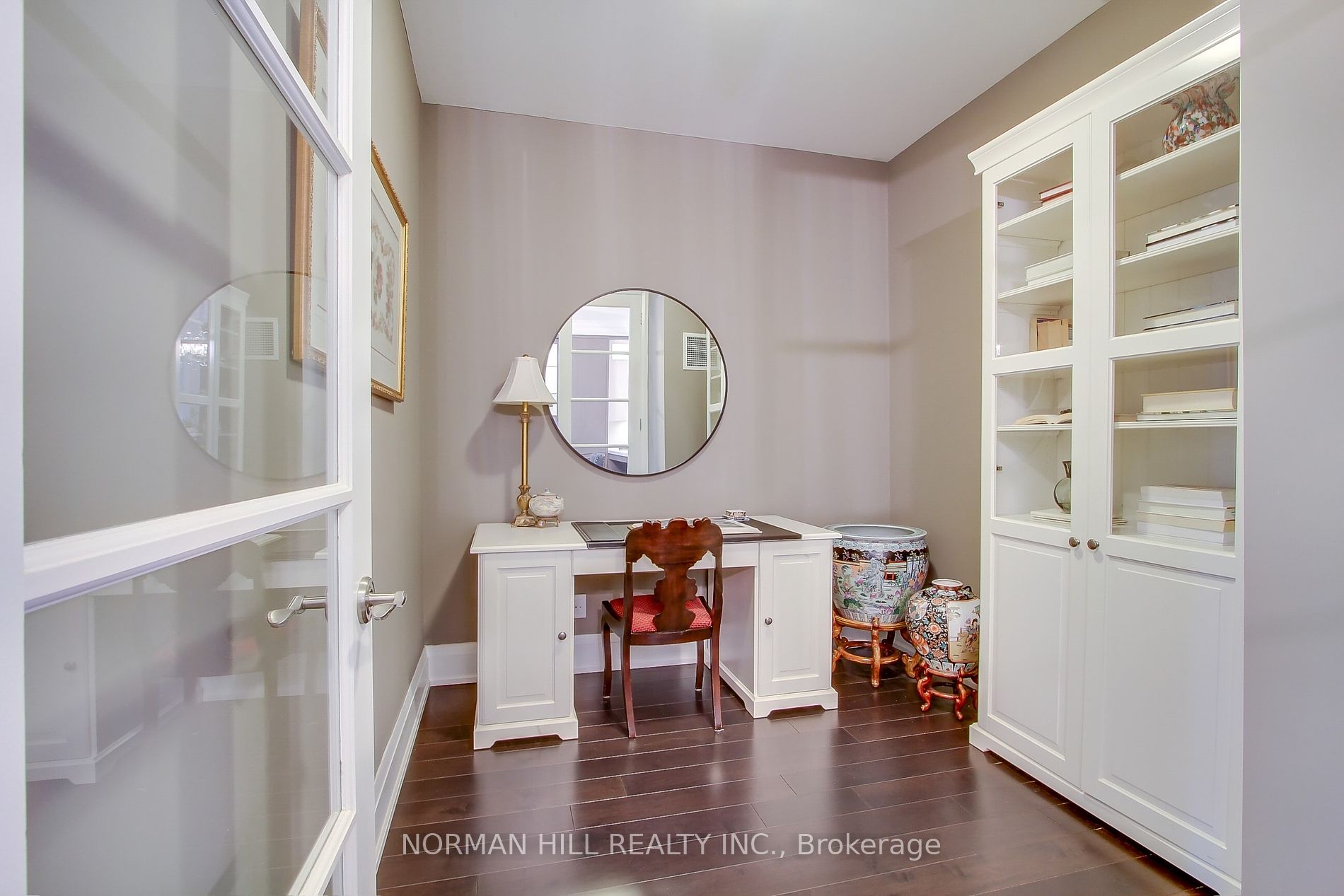 9909 Pine Valley Drive, #402