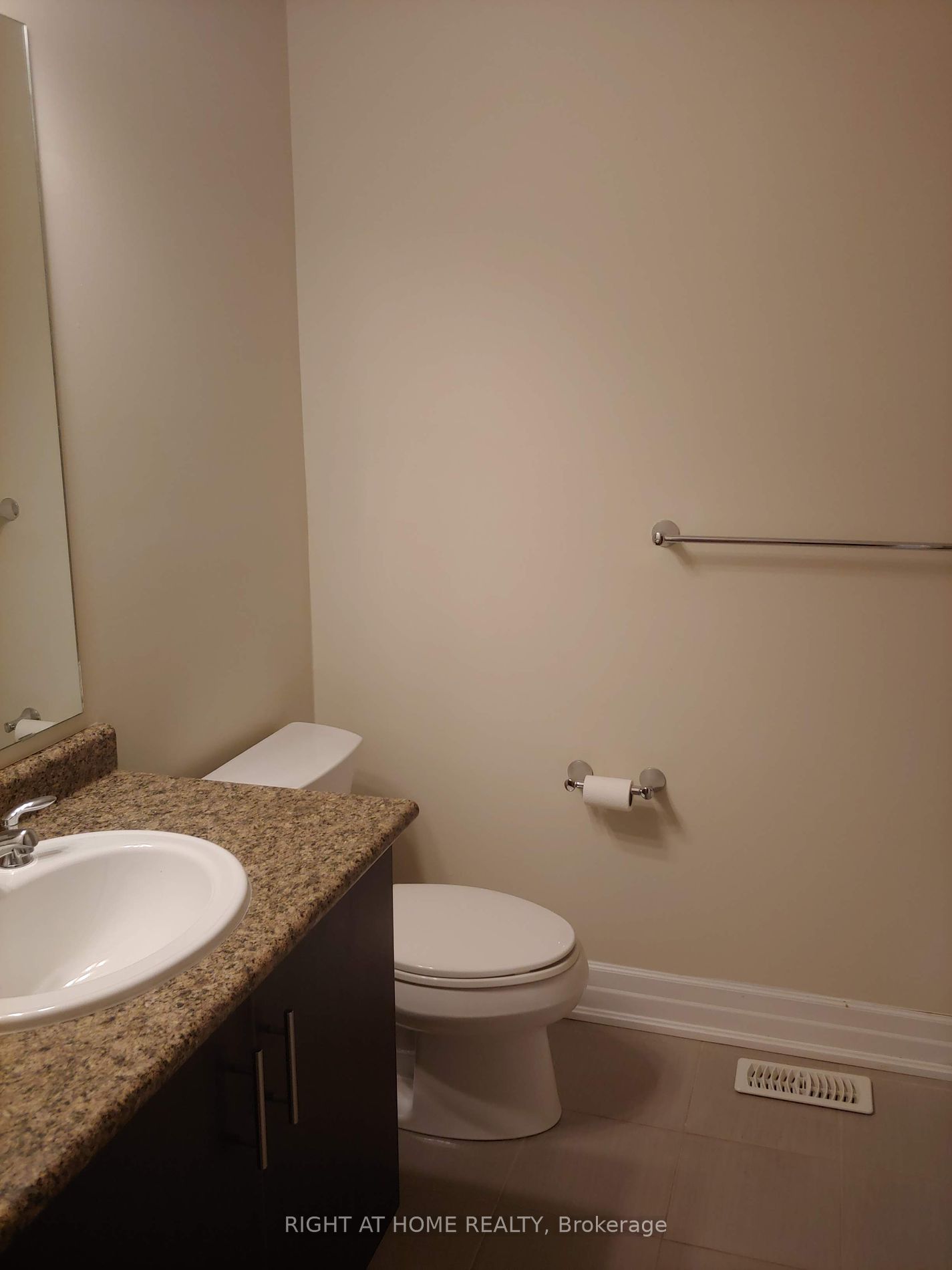 93 Alex Campbell Cres