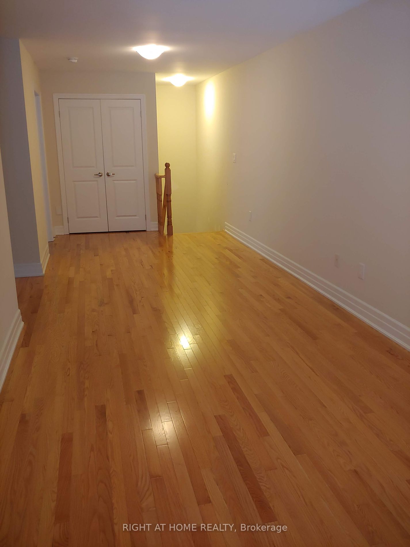 93 Alex Campbell Cres