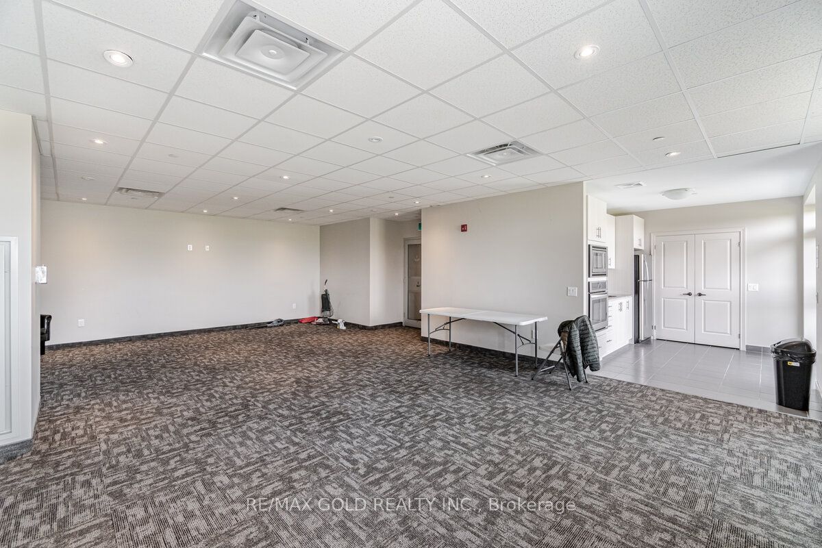 39 New Delhi Drive, #209