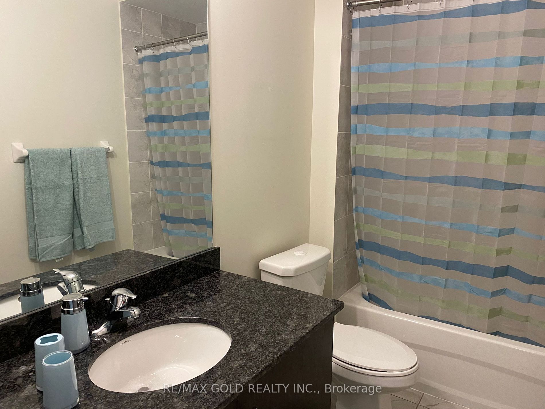 39 New Delhi Drive, #209