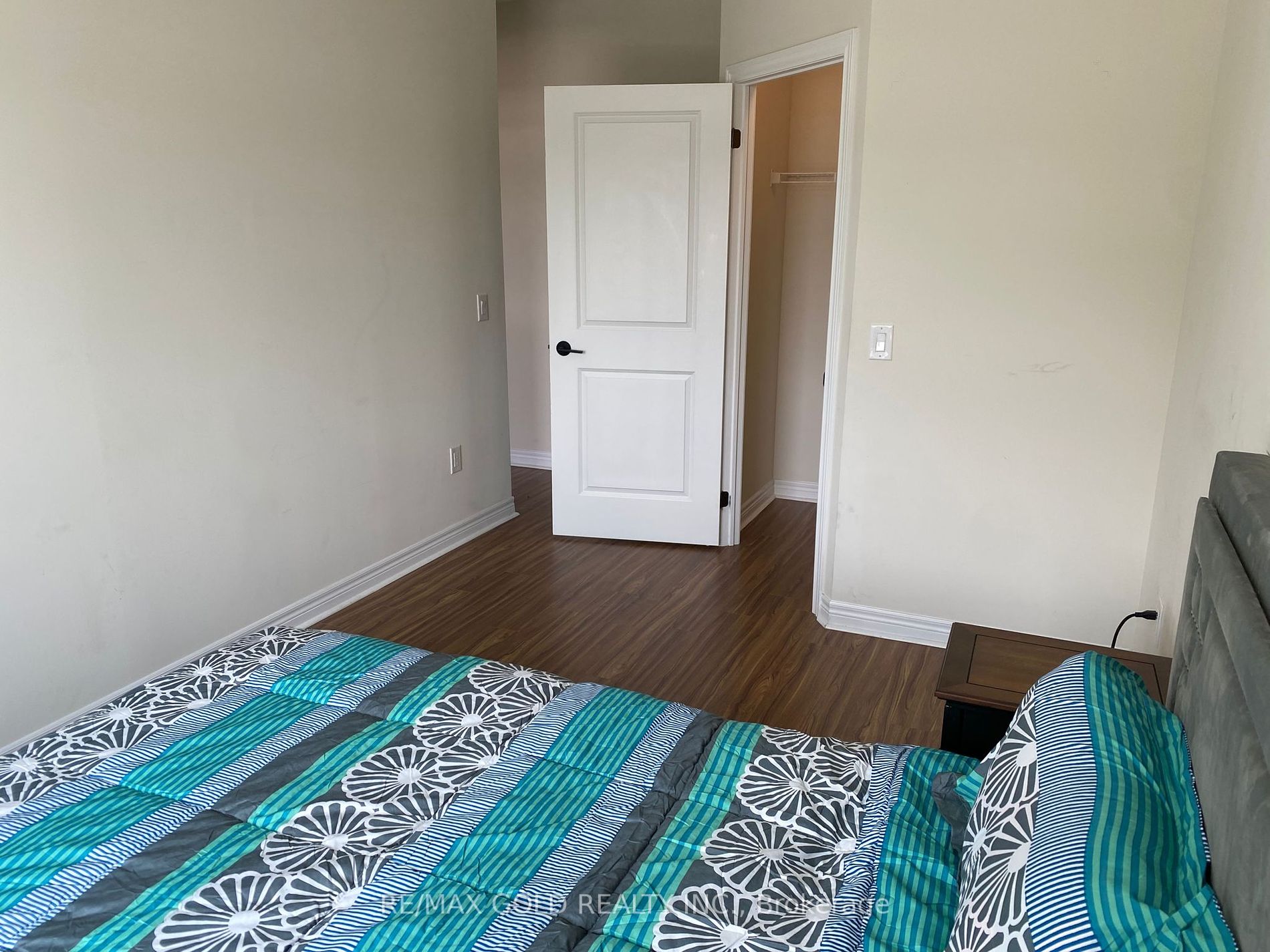 39 New Delhi Drive, #209