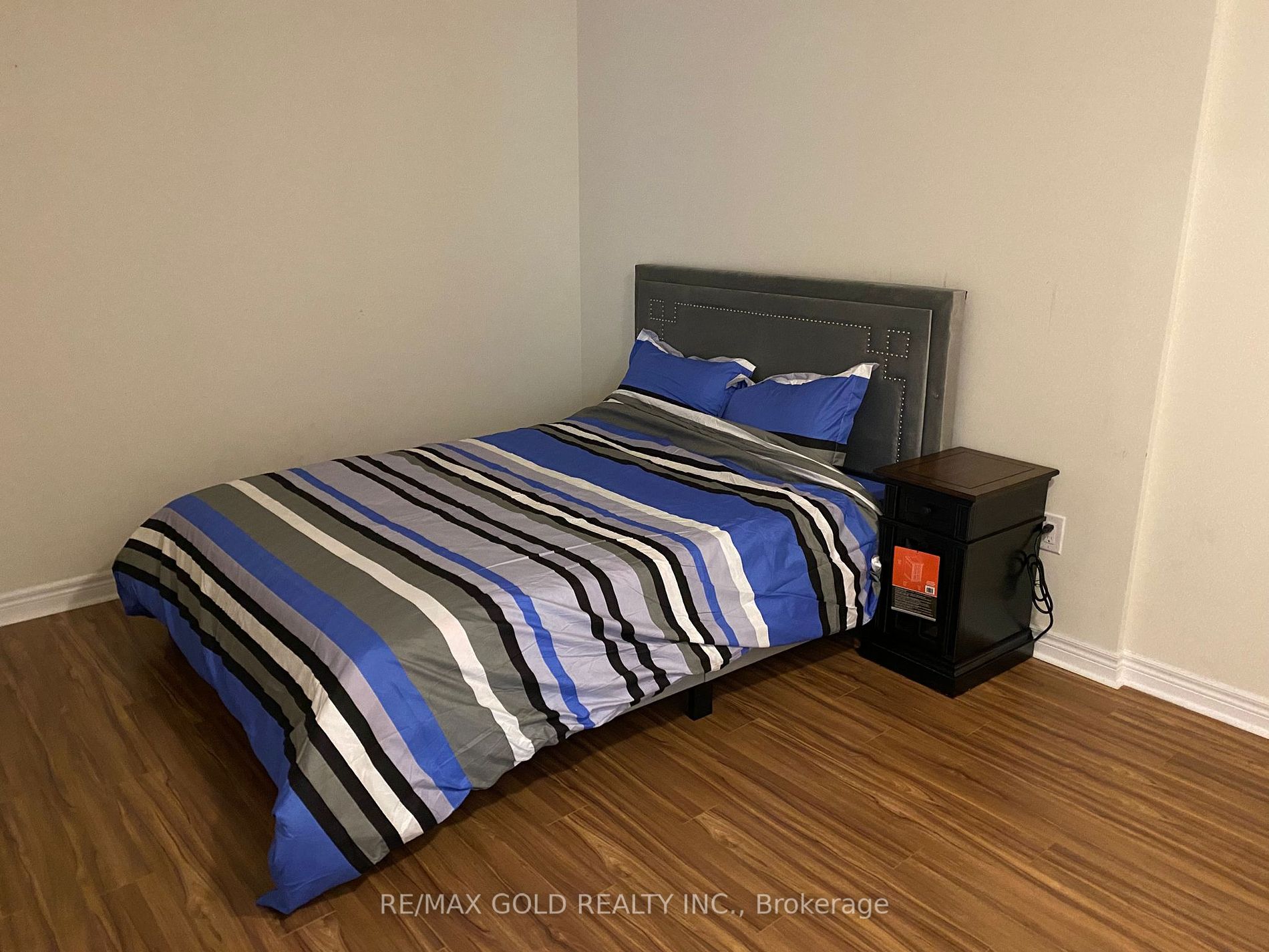 39 New Delhi Drive, #209