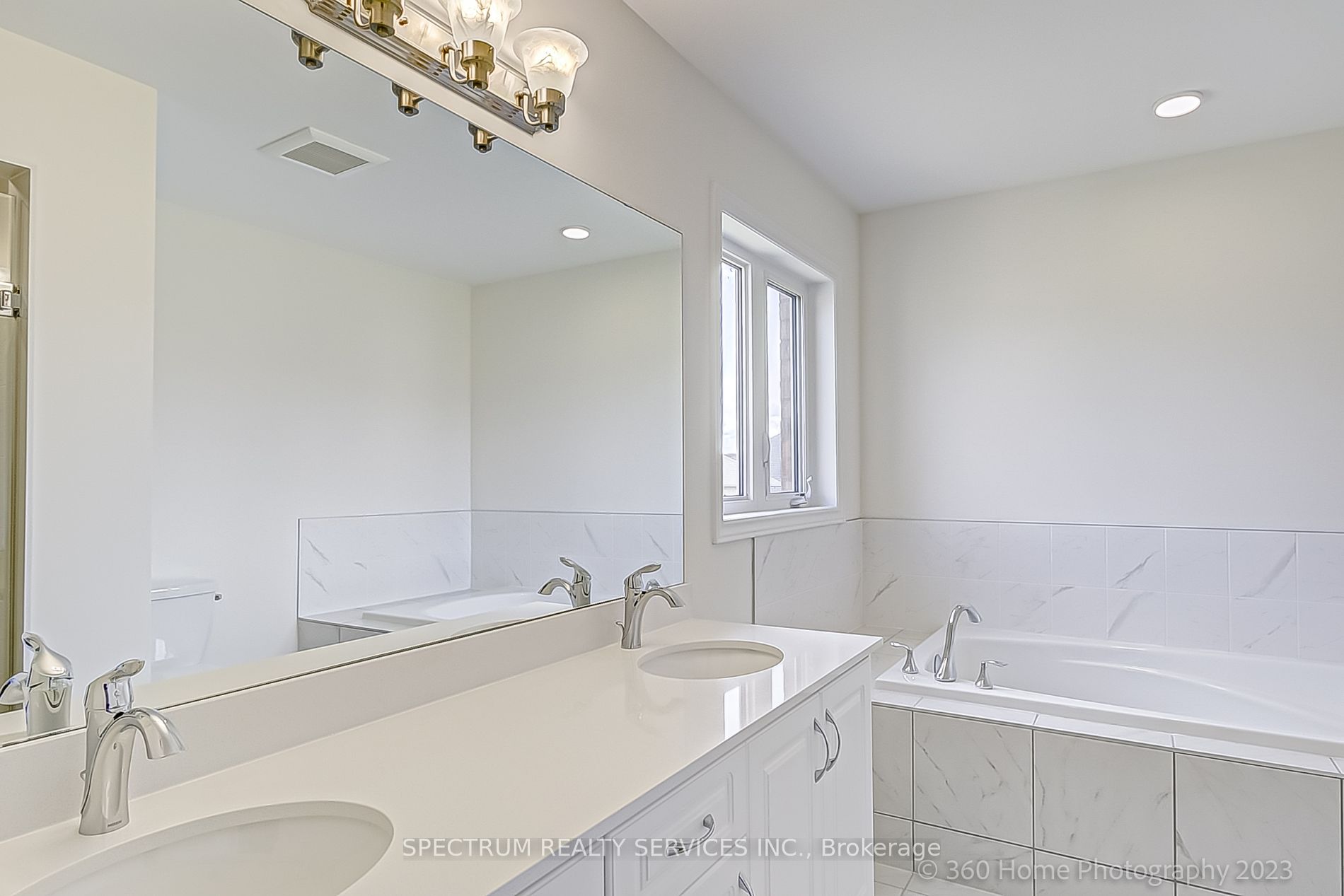 2175 Grainger Loop