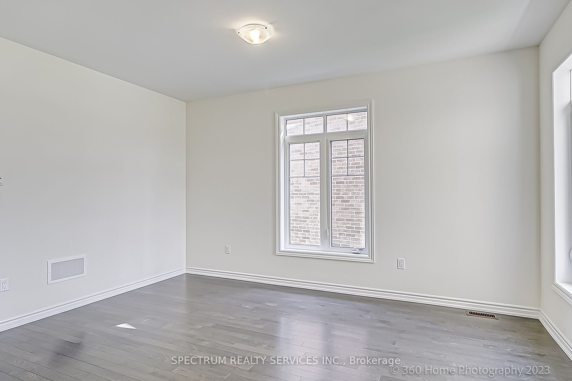 2175 Grainger Loop