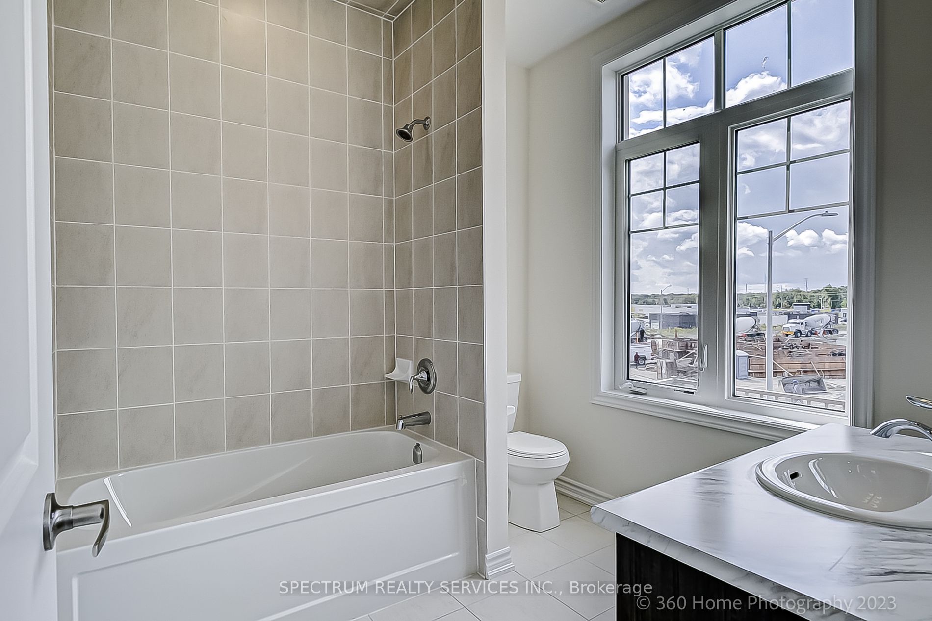 2175 Grainger Loop