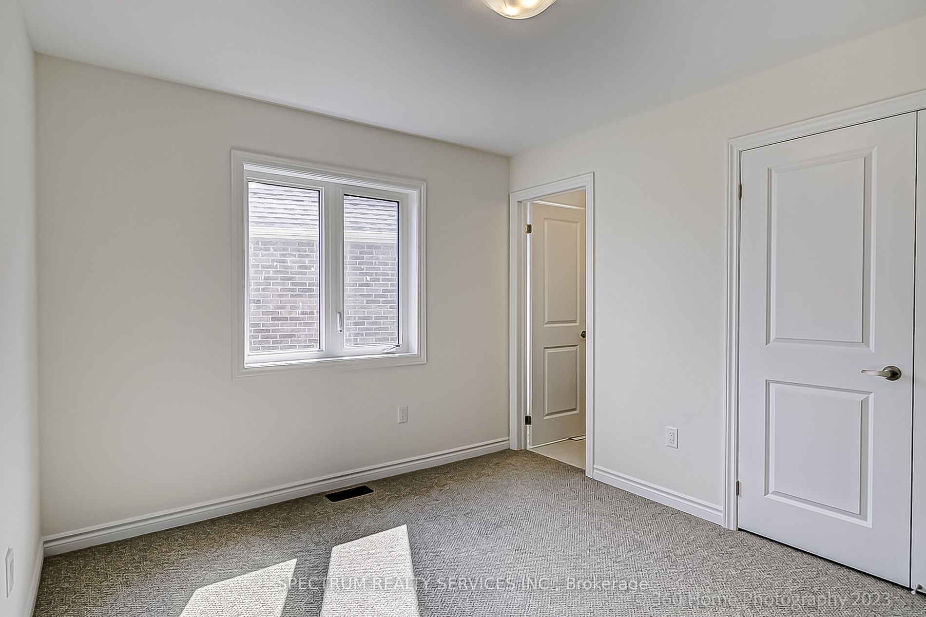 2175 Grainger Loop