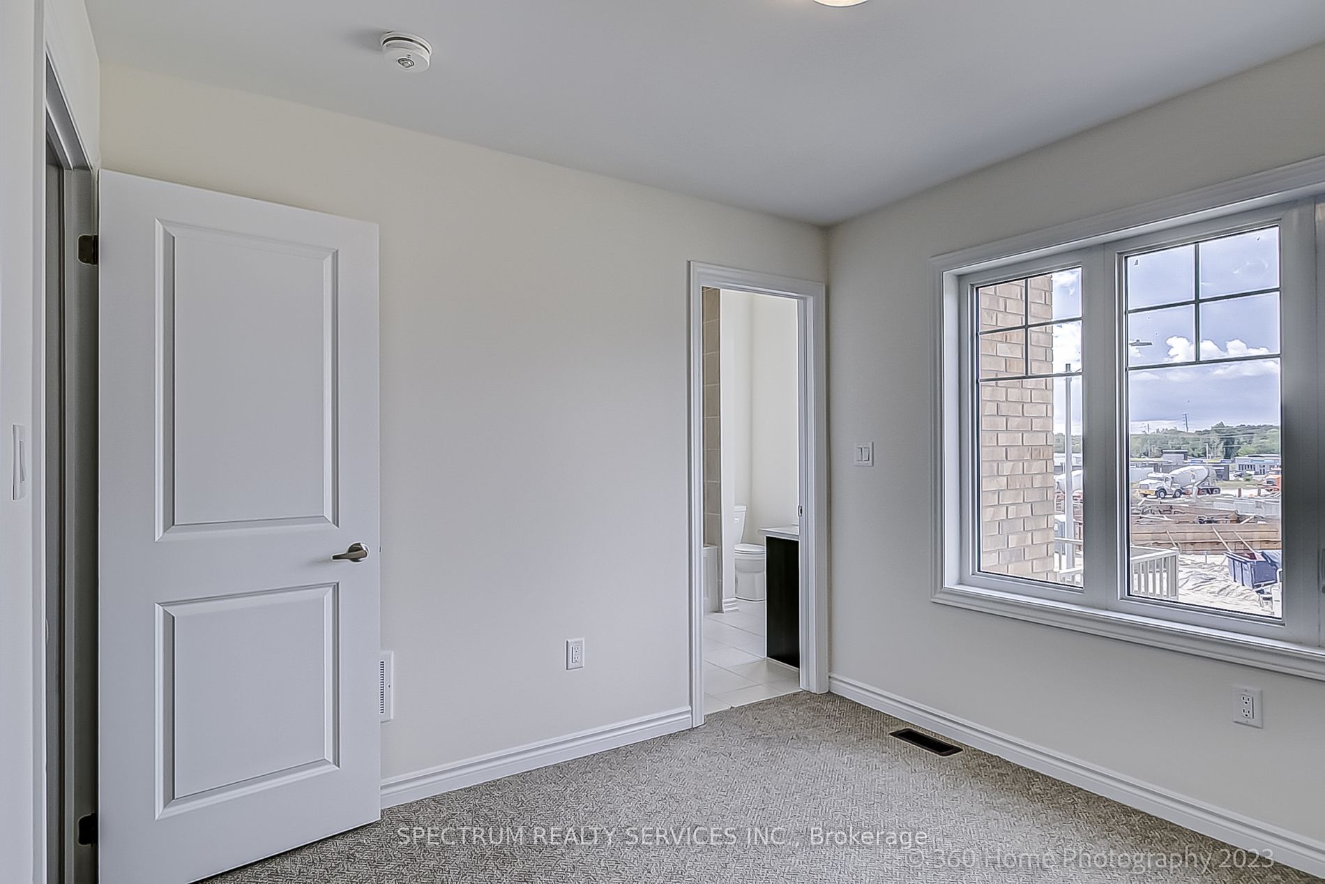 2175 Grainger Loop