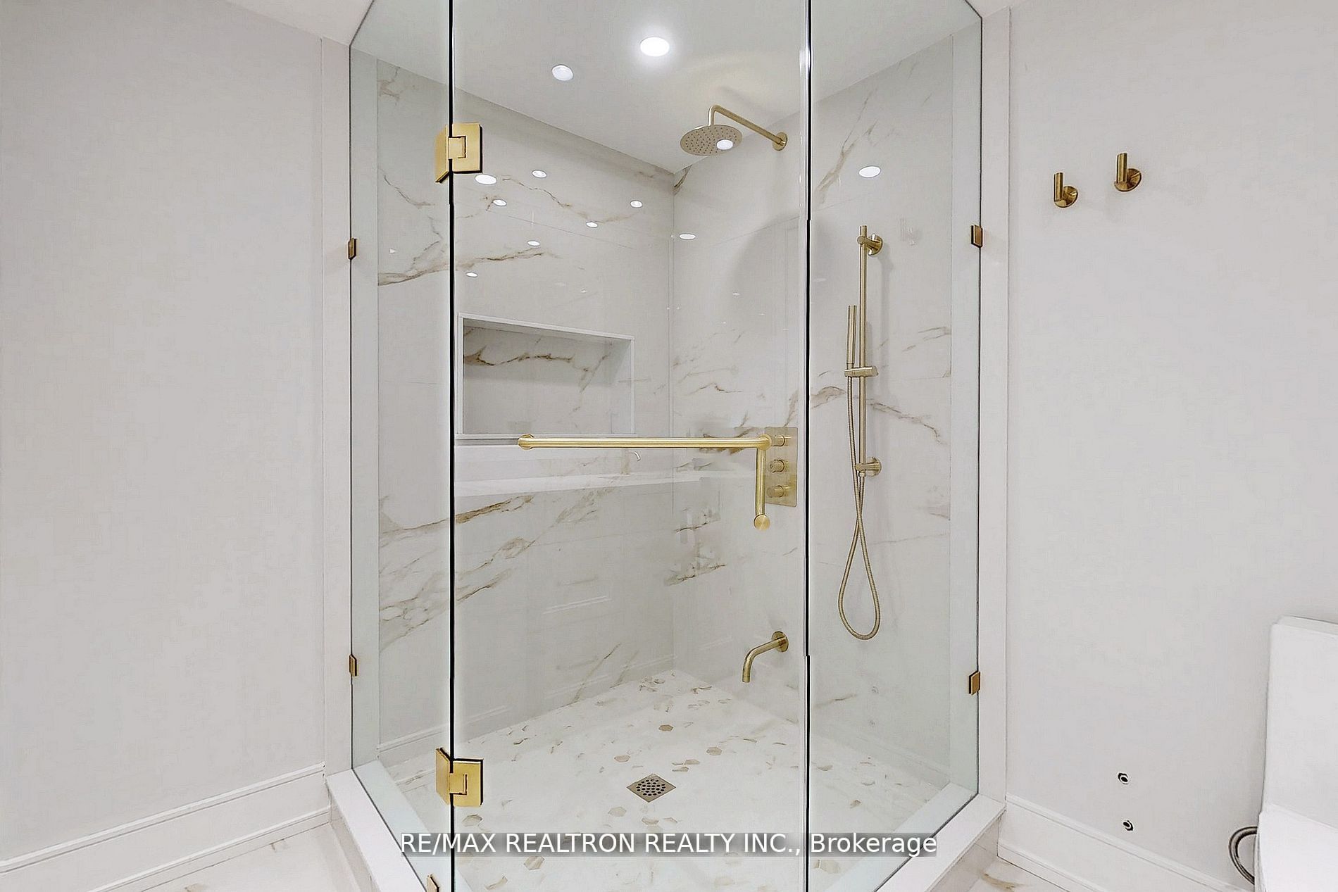 120 Promenade Circle, #609