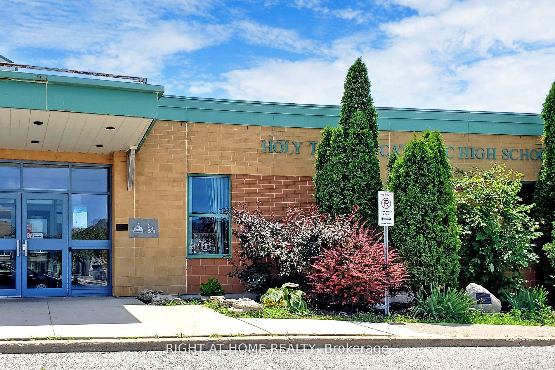 128 Milby Crescent