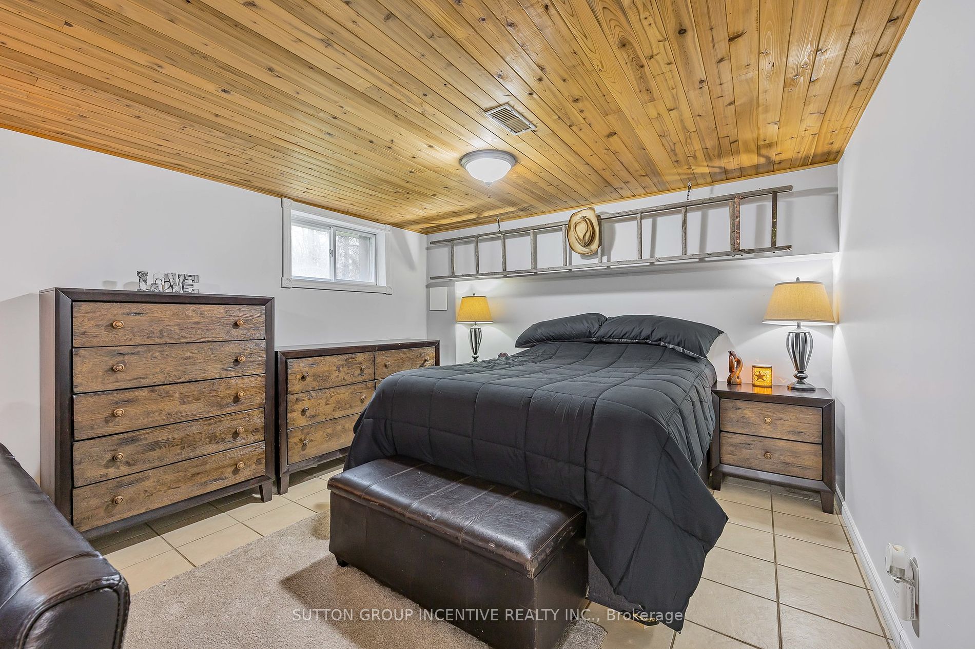 6957 County Road 10