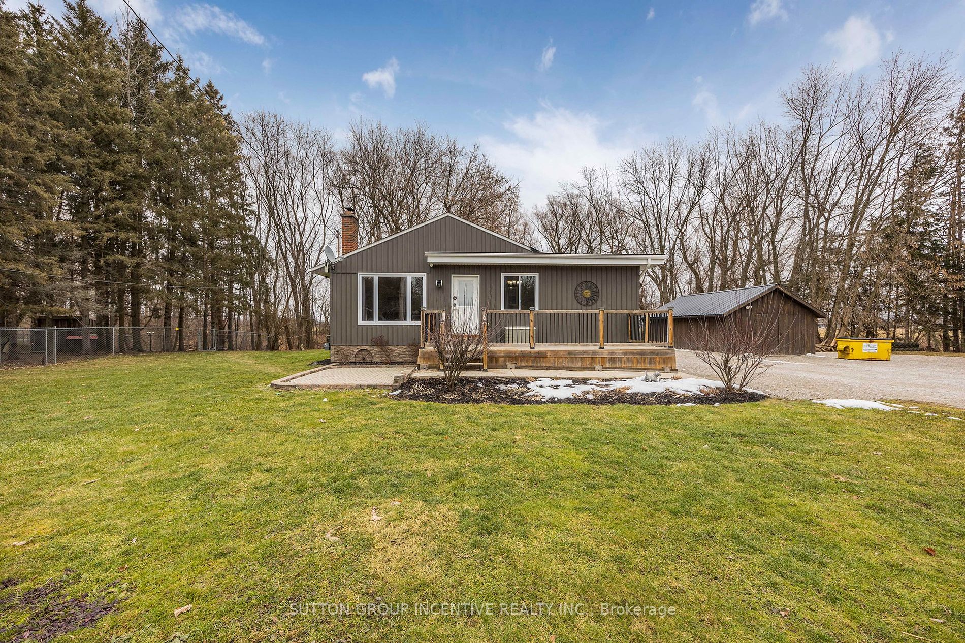 6957 County Road 10