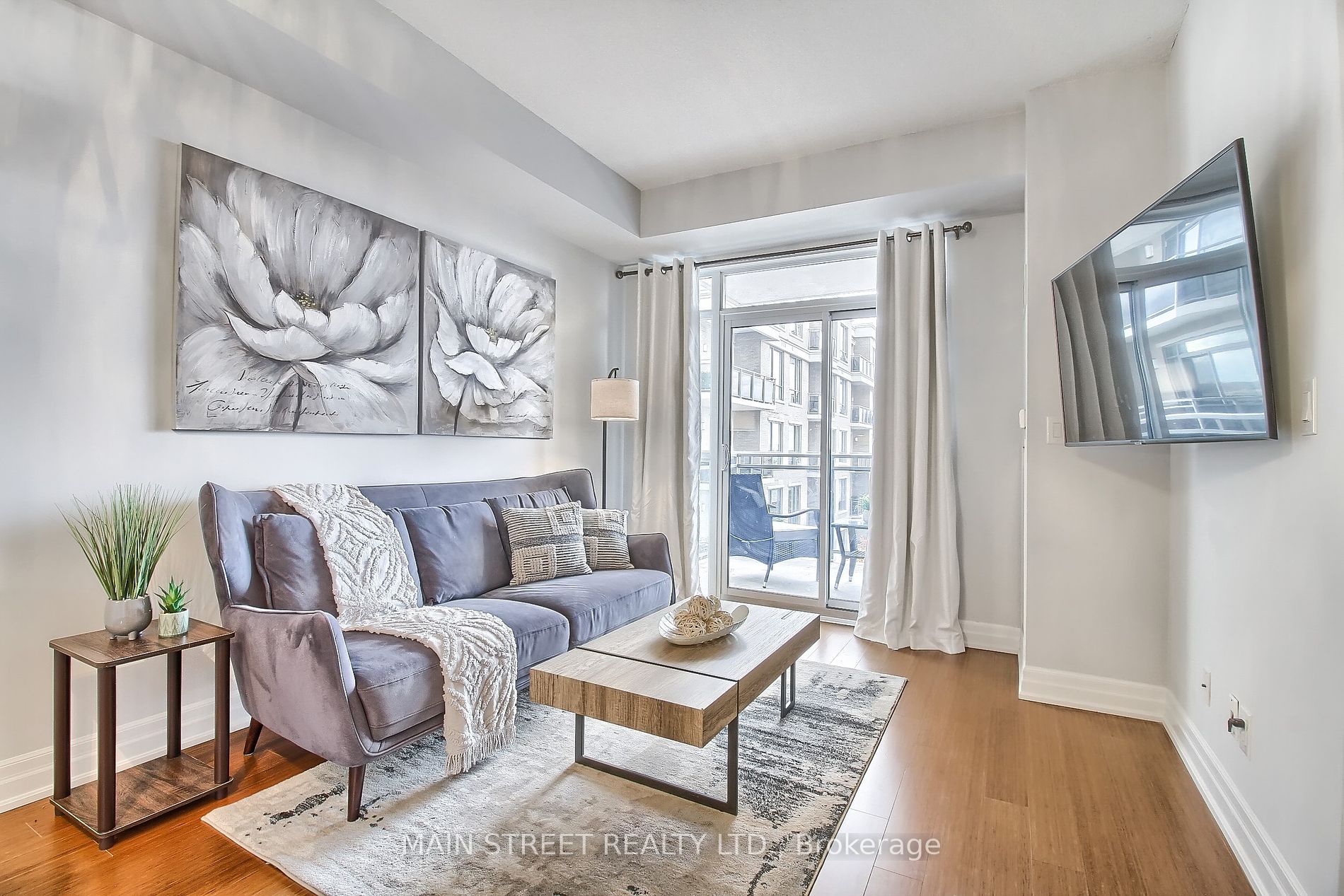 111 Civic Square Gate, #401