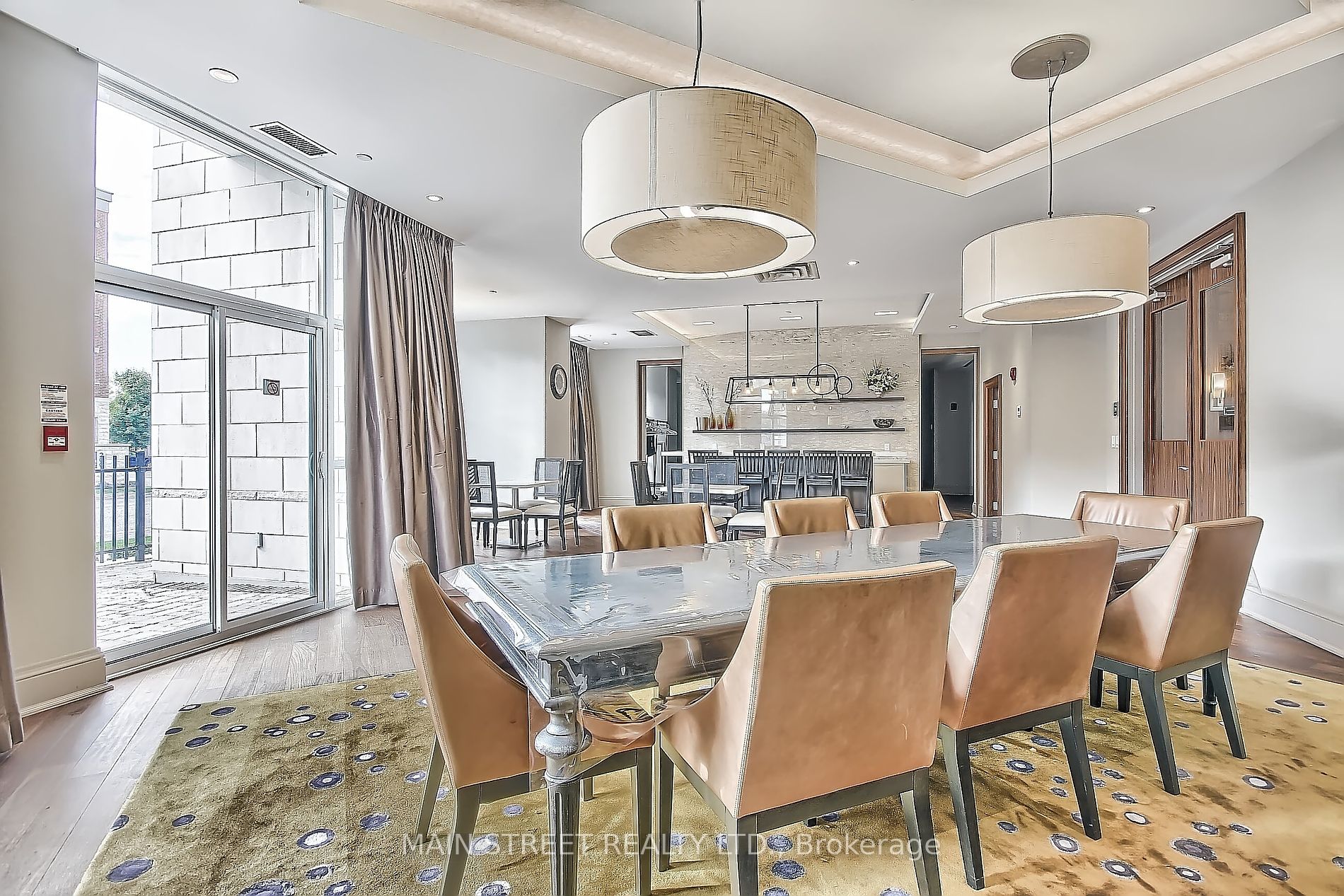 111 Civic Square Gate, #401