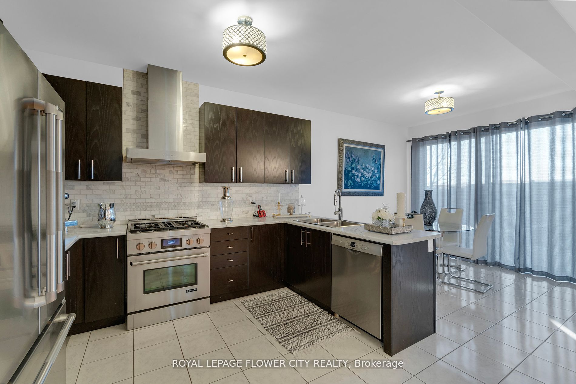 8 Morrison Ave