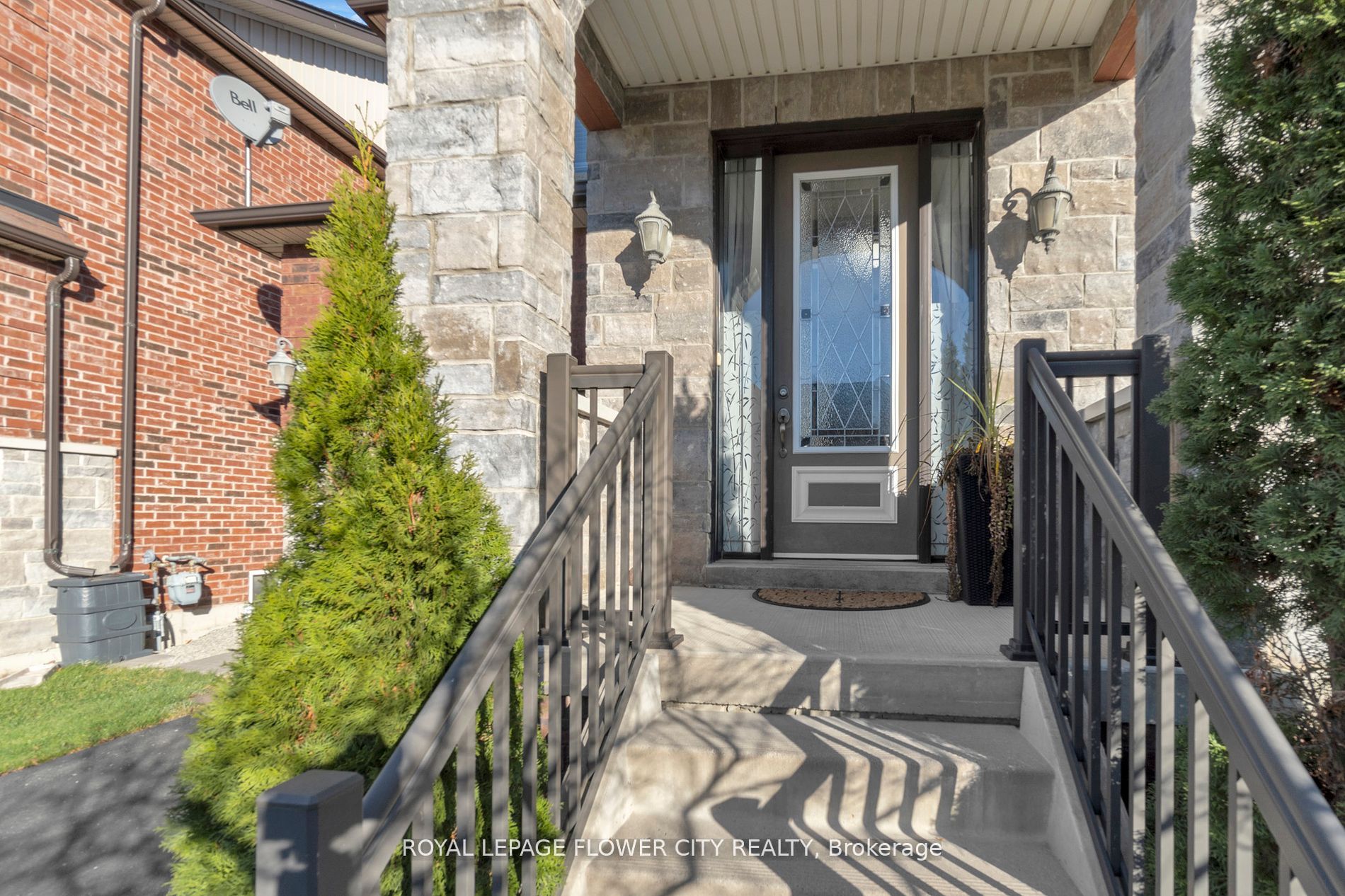 8 Morrison Ave