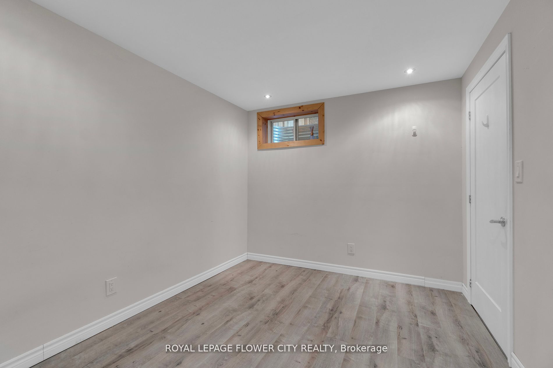 8 Morrison Ave