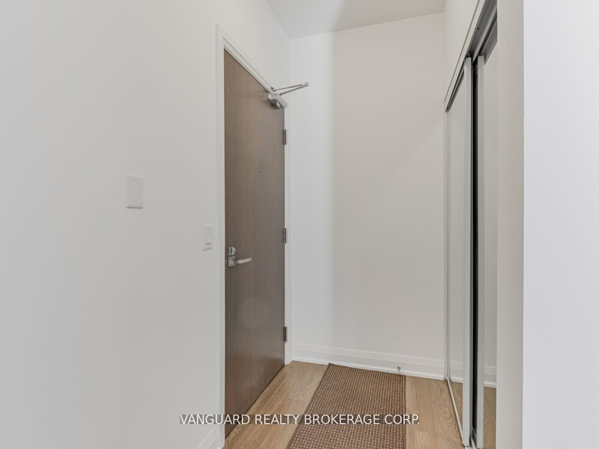 75 North Park Road, #208