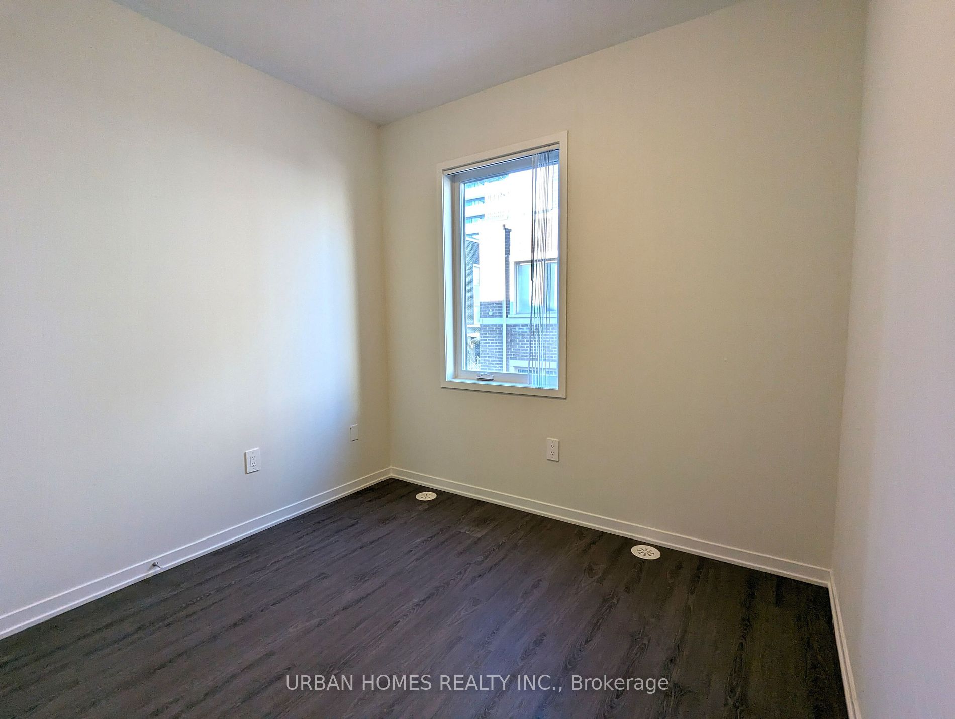 10 Almond Blossom Mews #97