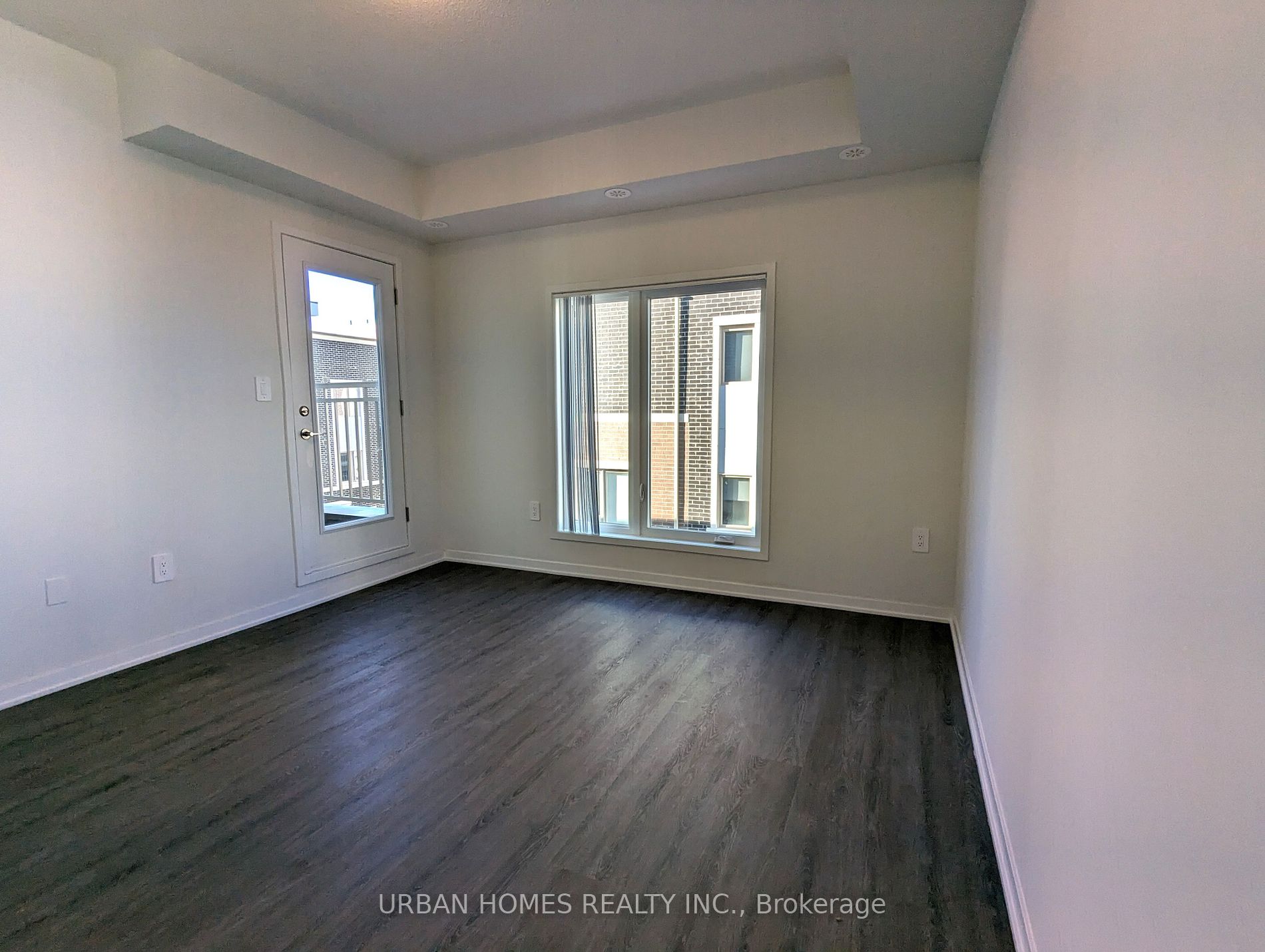 10 Almond Blossom Mews #97