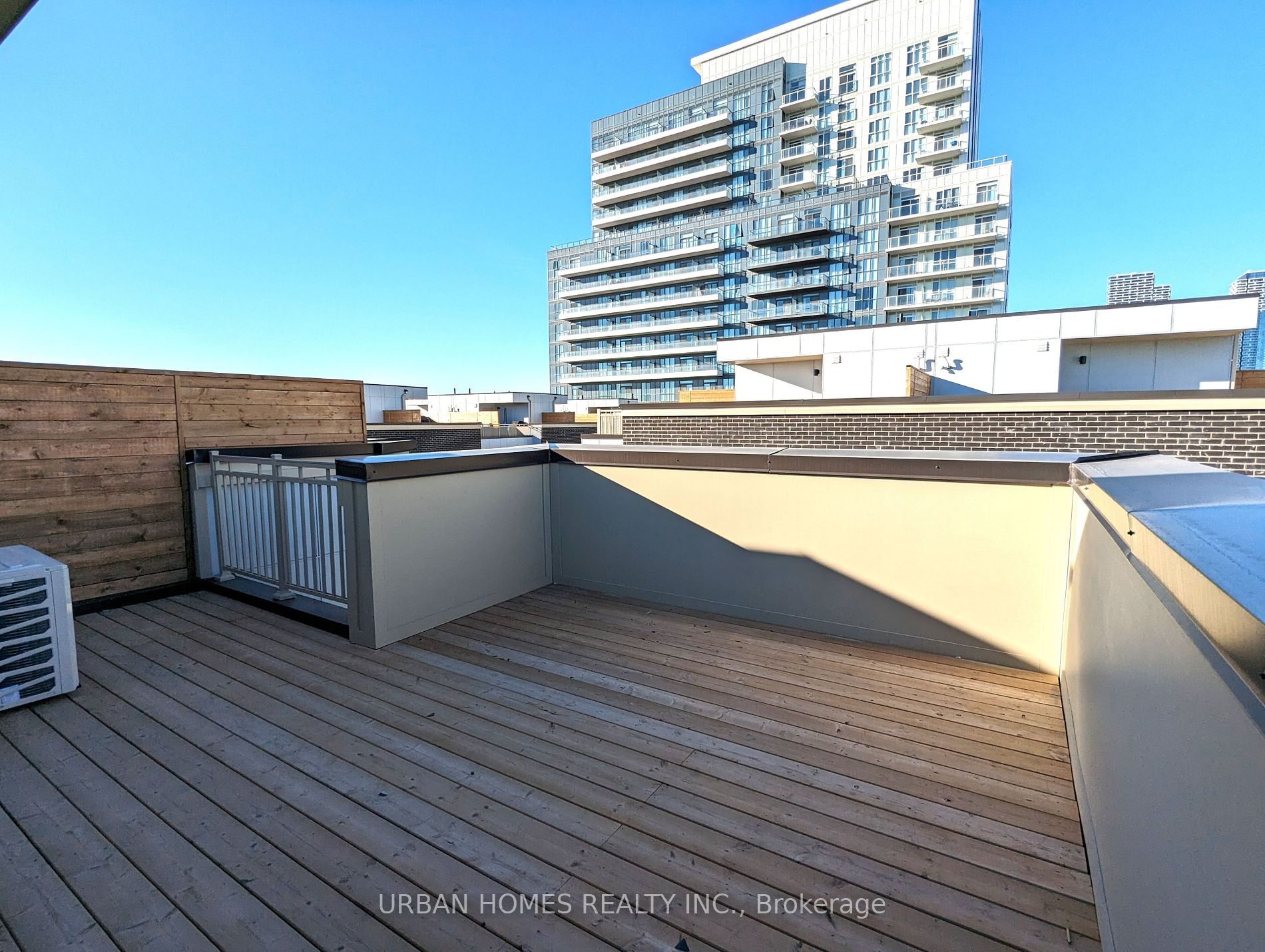 10 Almond Blossom Mews #97