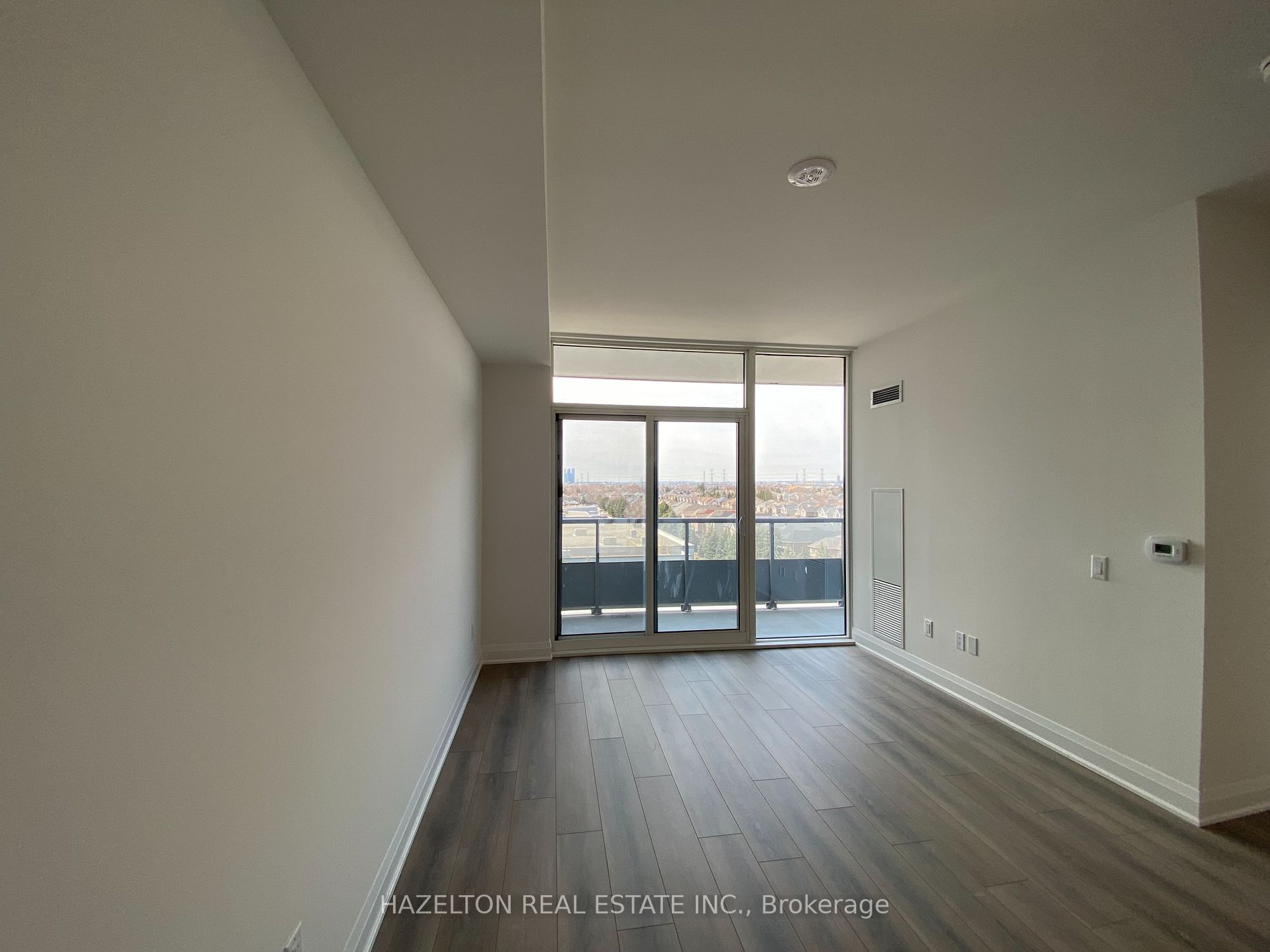 10 Gatineau Drive, #610