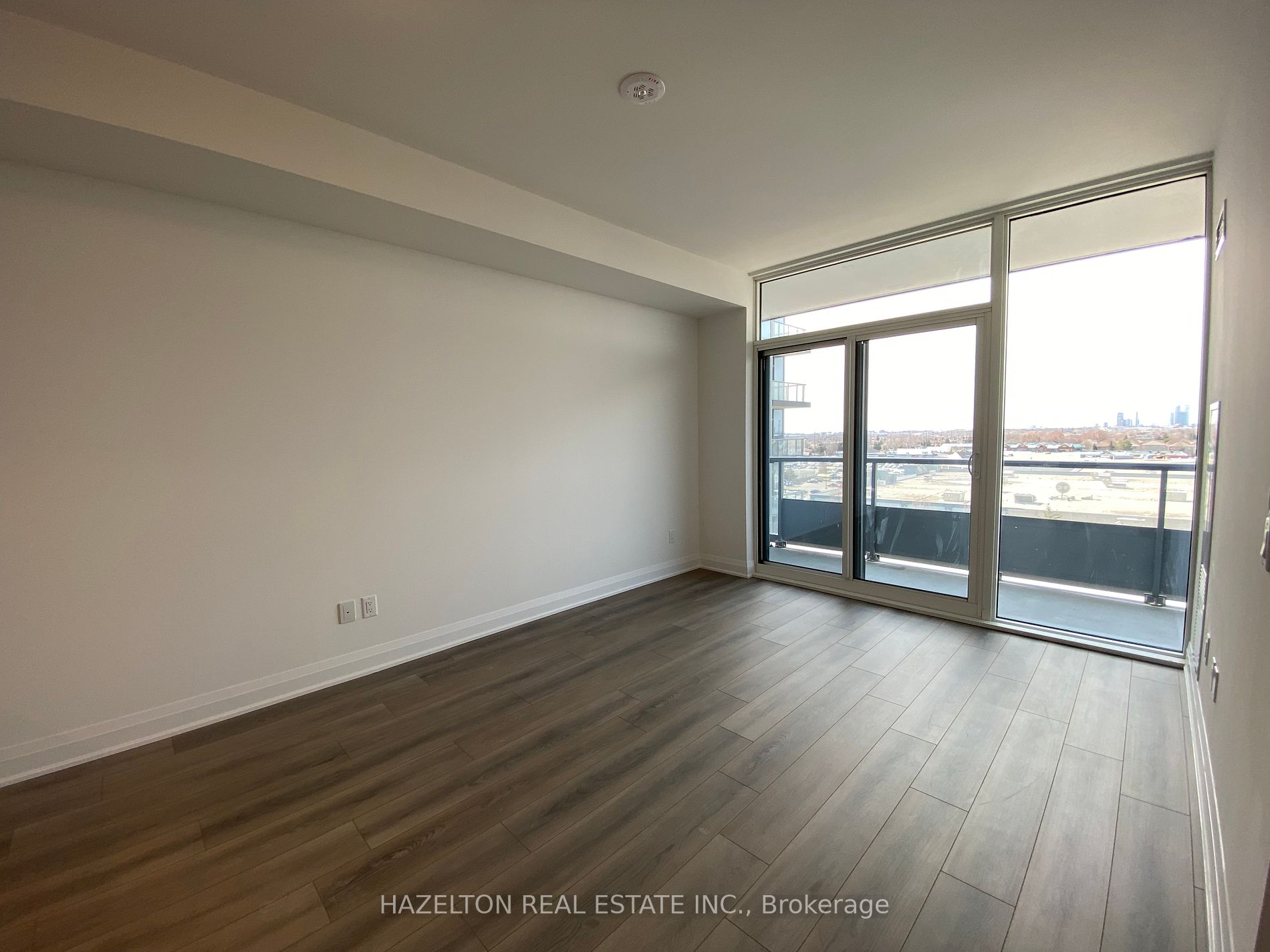 10 Gatineau Drive, #610