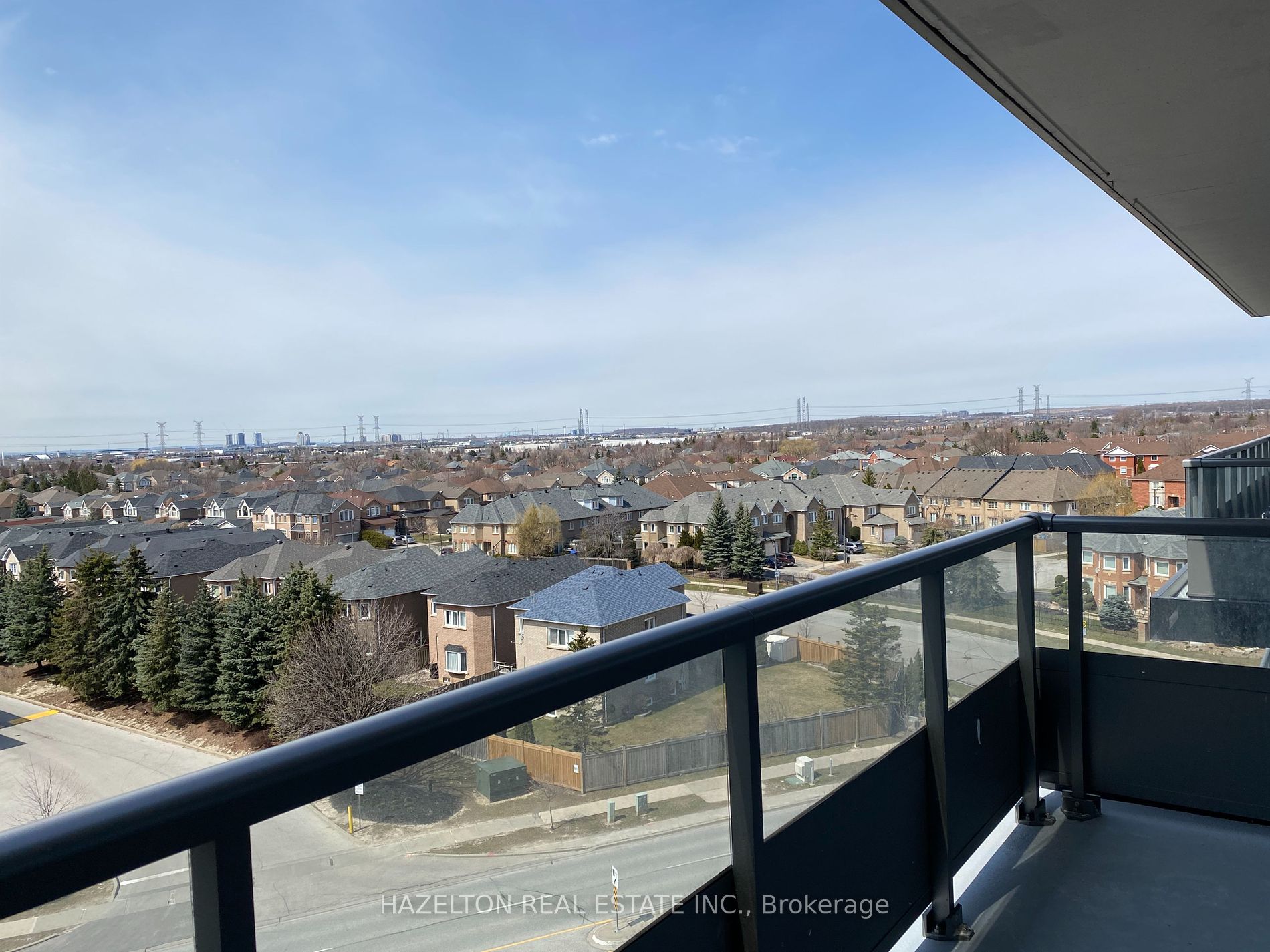 10 Gatineau Drive, #610