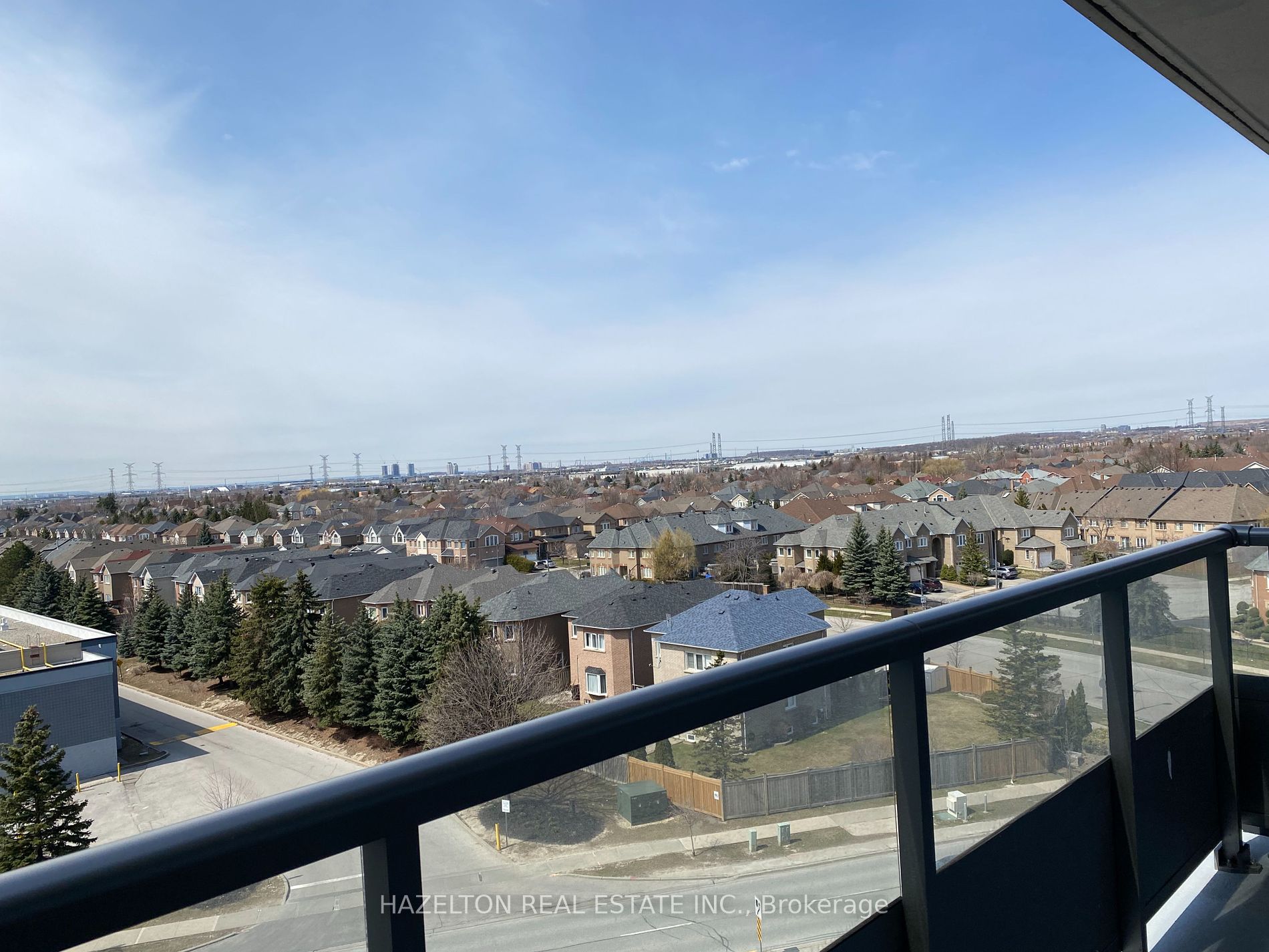 10 Gatineau Drive, #610
