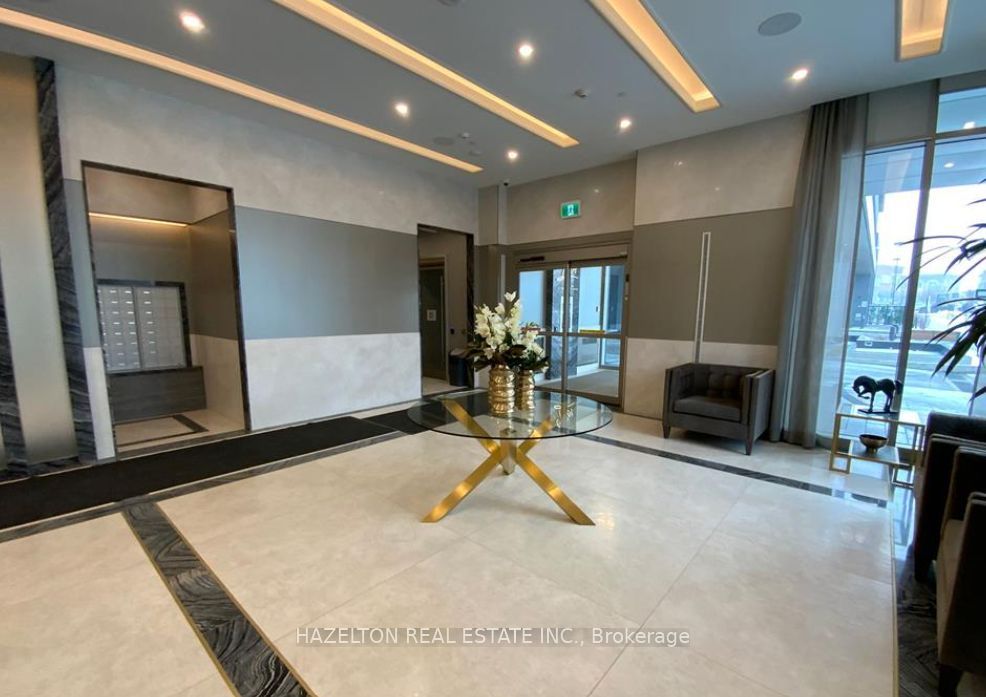 10 Gatineau Drive, #610