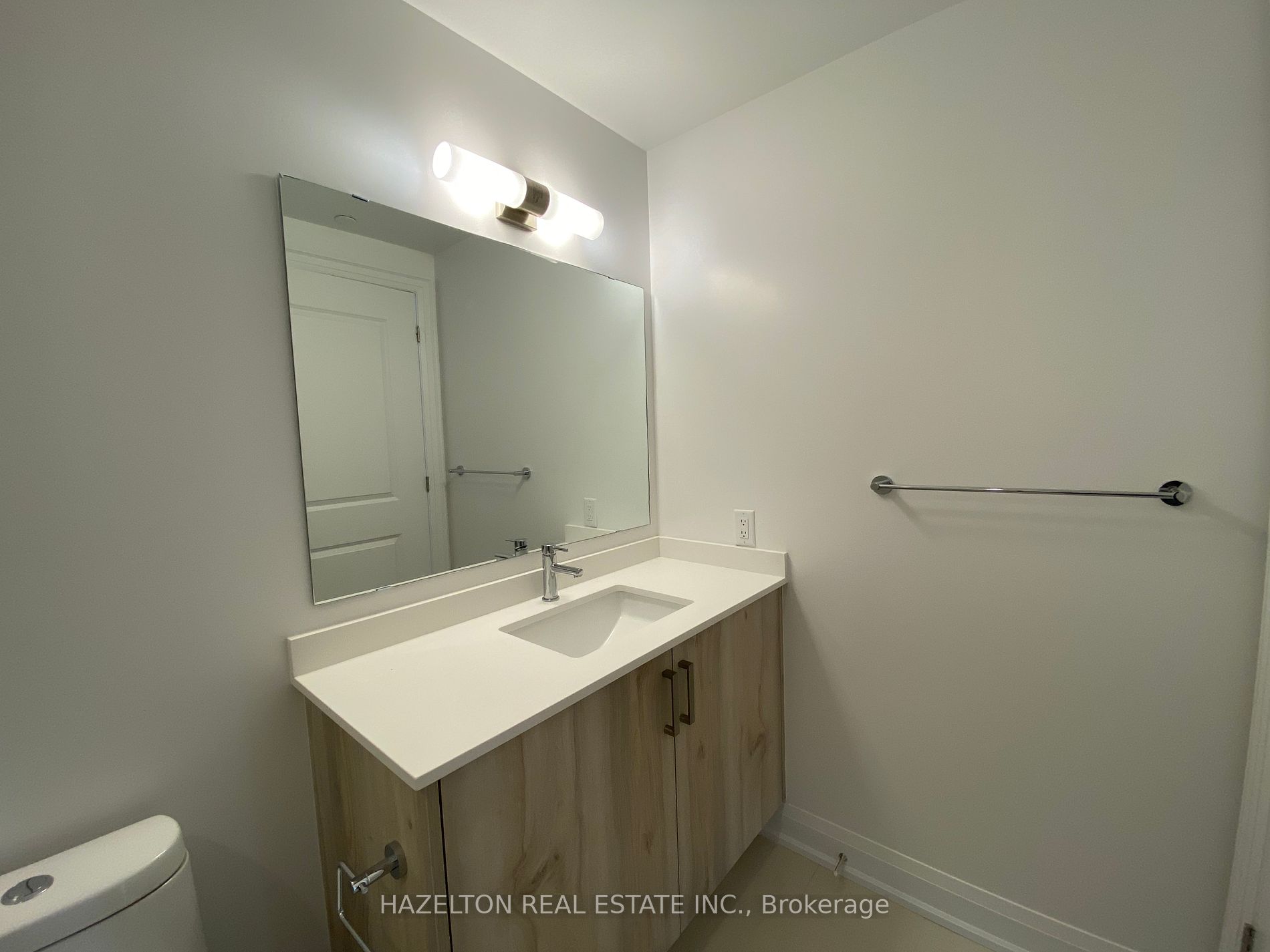 10 Gatineau Drive, #610