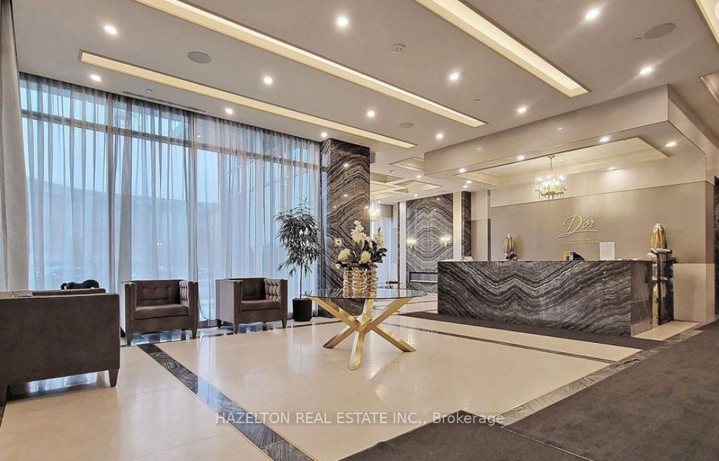 10 Gatineau Drive, #610