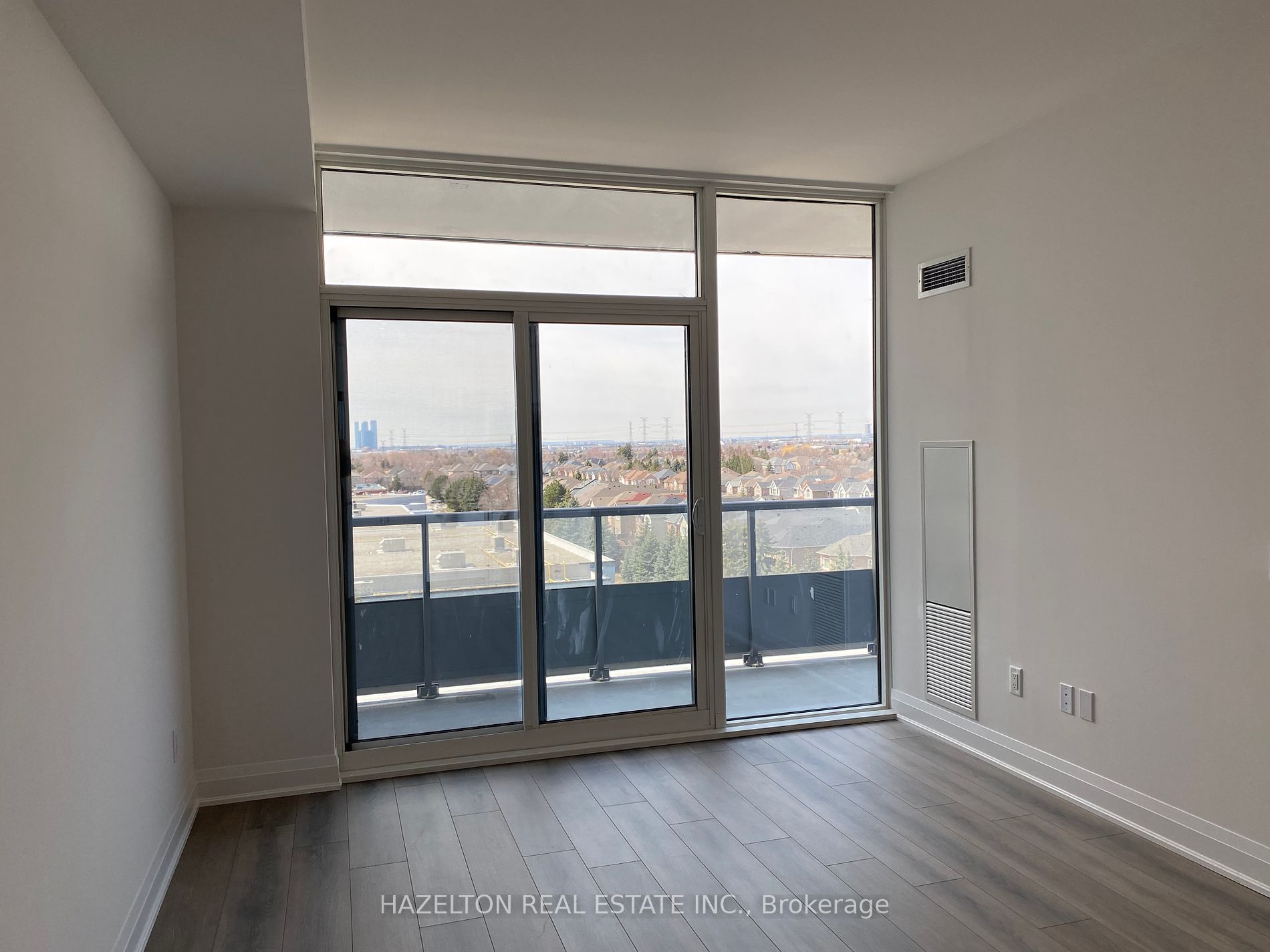 10 Gatineau Drive, #610