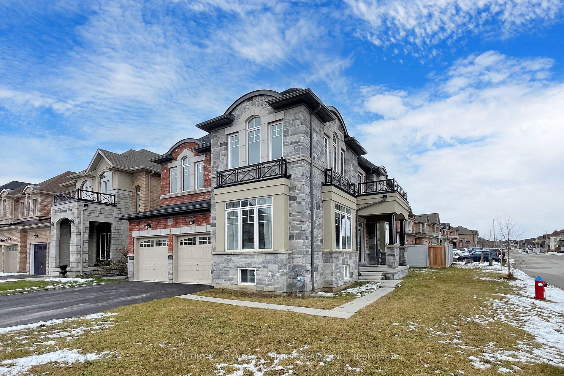 227 Inverness Way