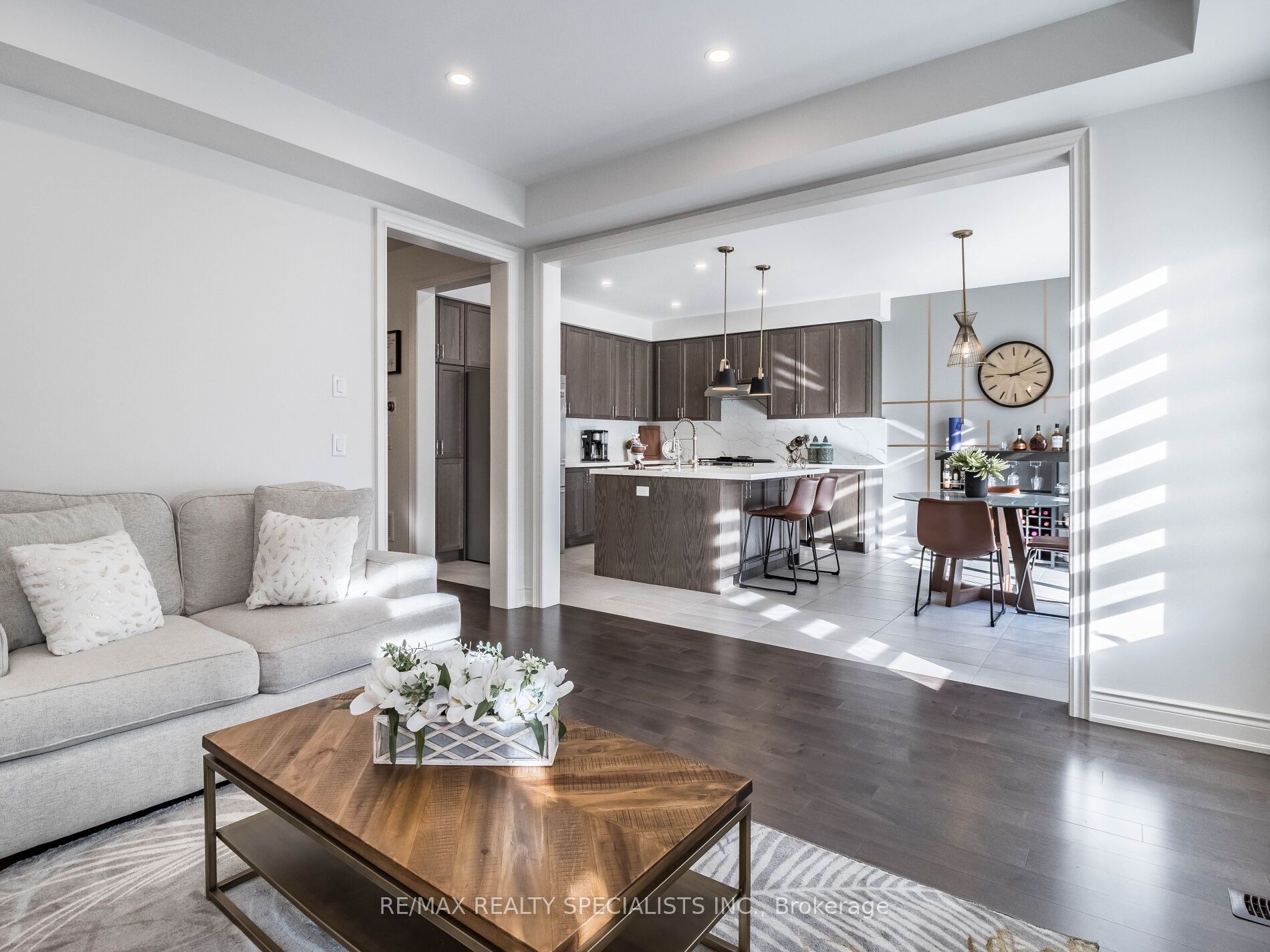 17 Betty May Cres