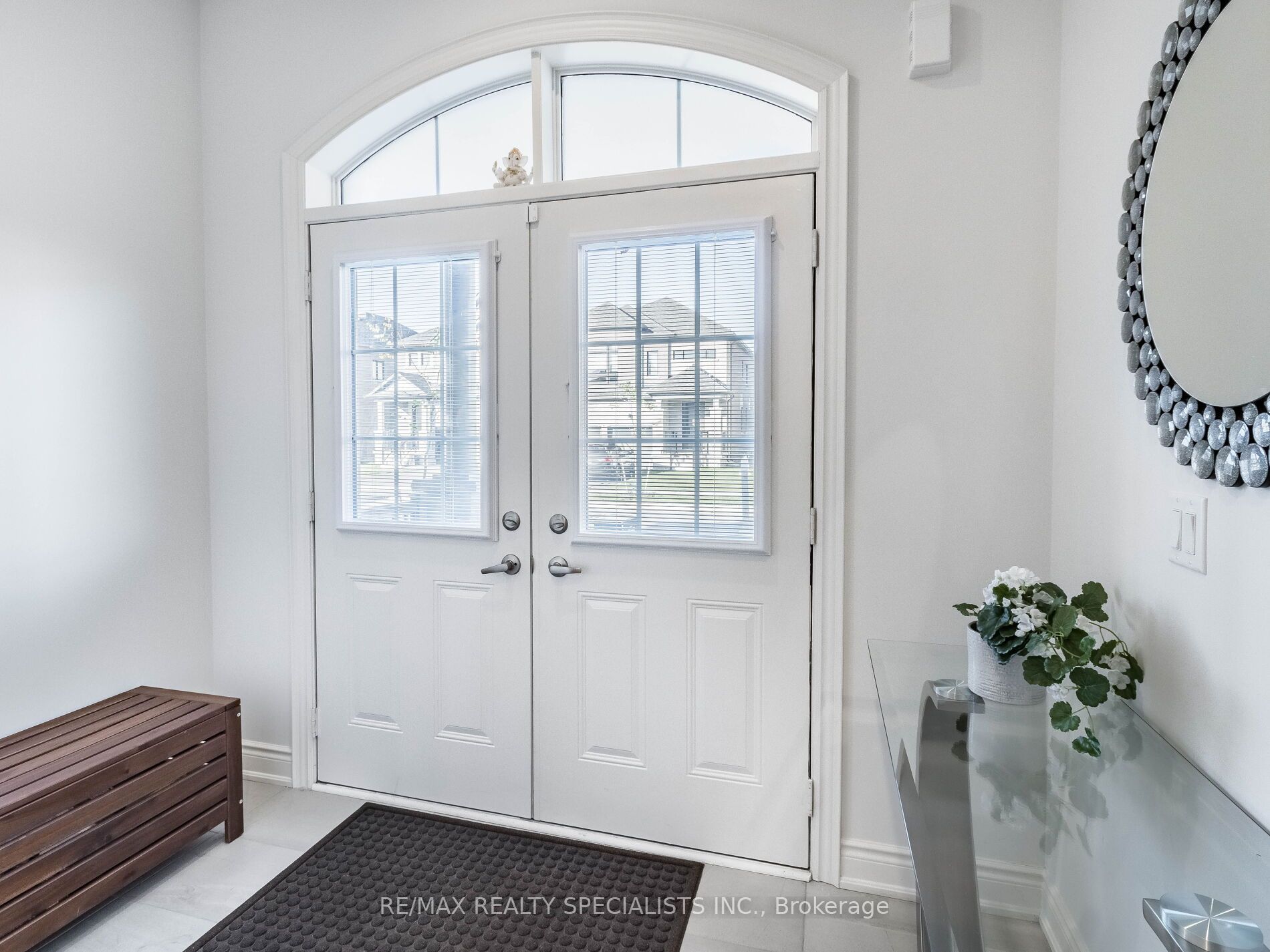 17 Betty May Cres
