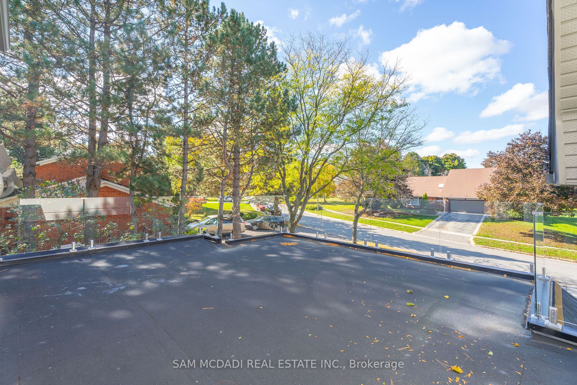 470 Warren Rd