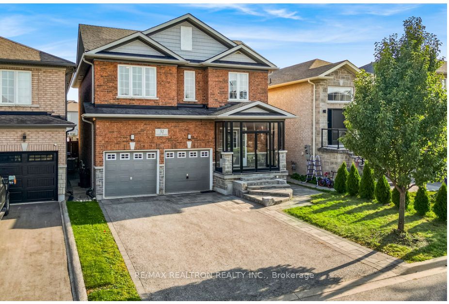 31 Weir St