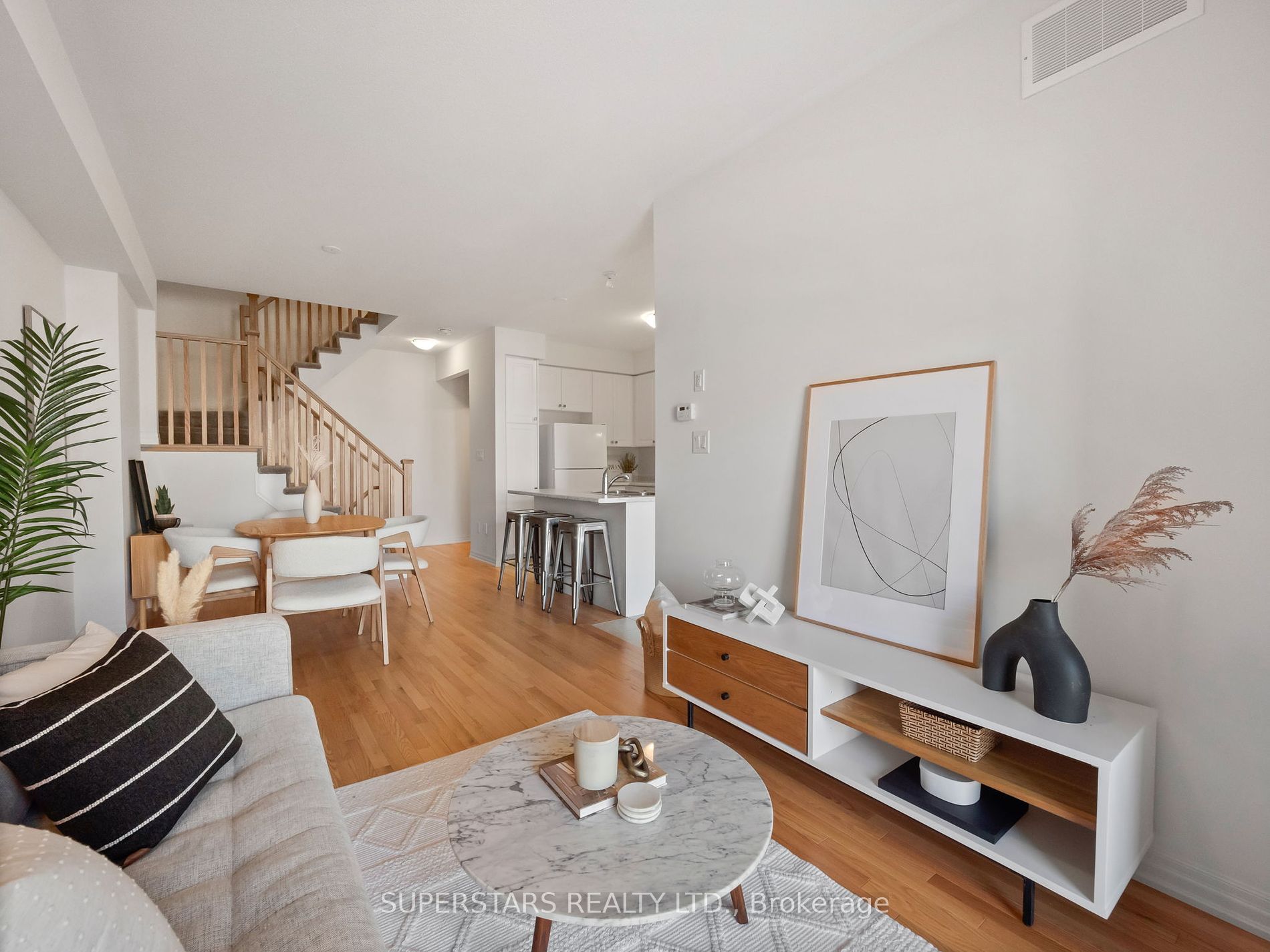 17 Delano Way