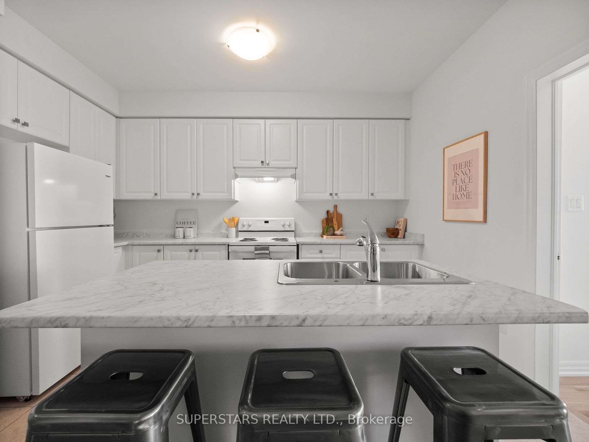 17 Delano Way