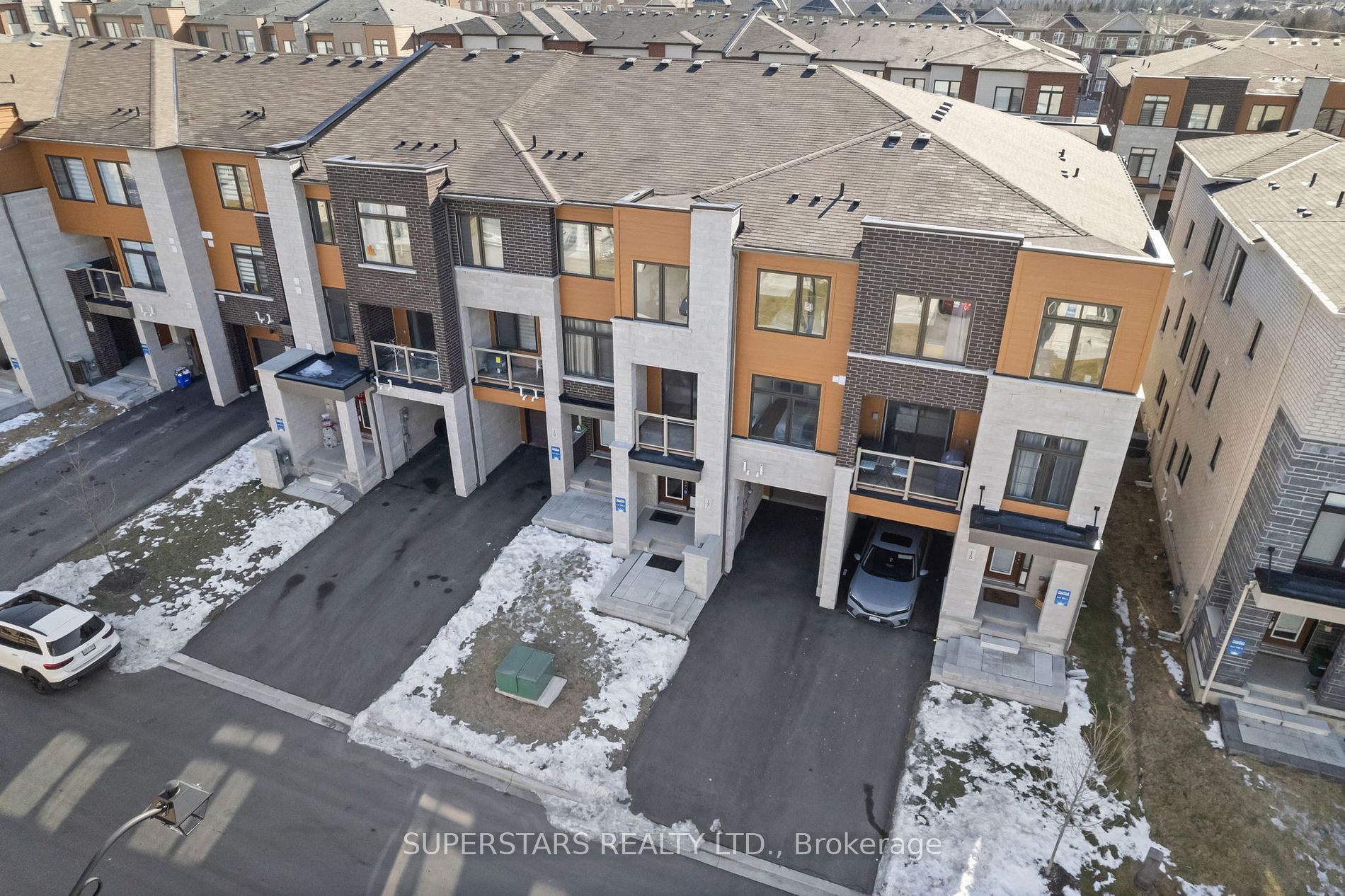 17 Delano Way