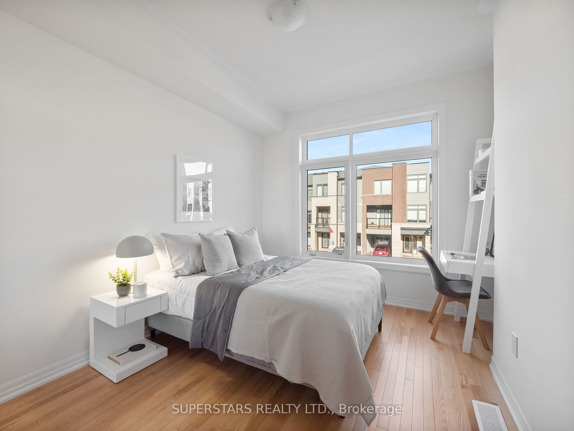 17 Delano Way