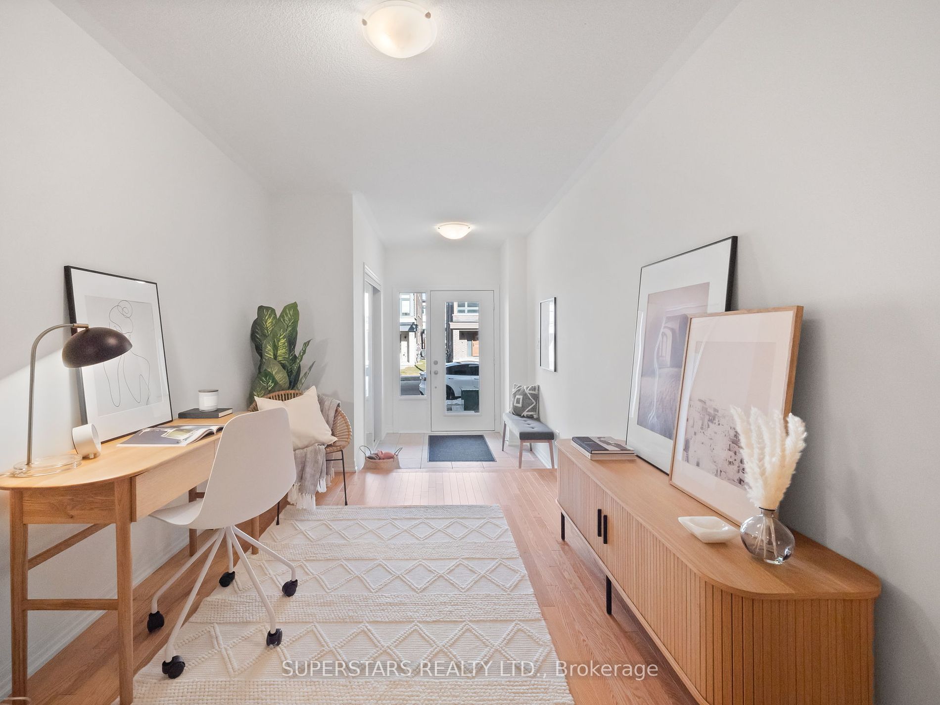17 Delano Way