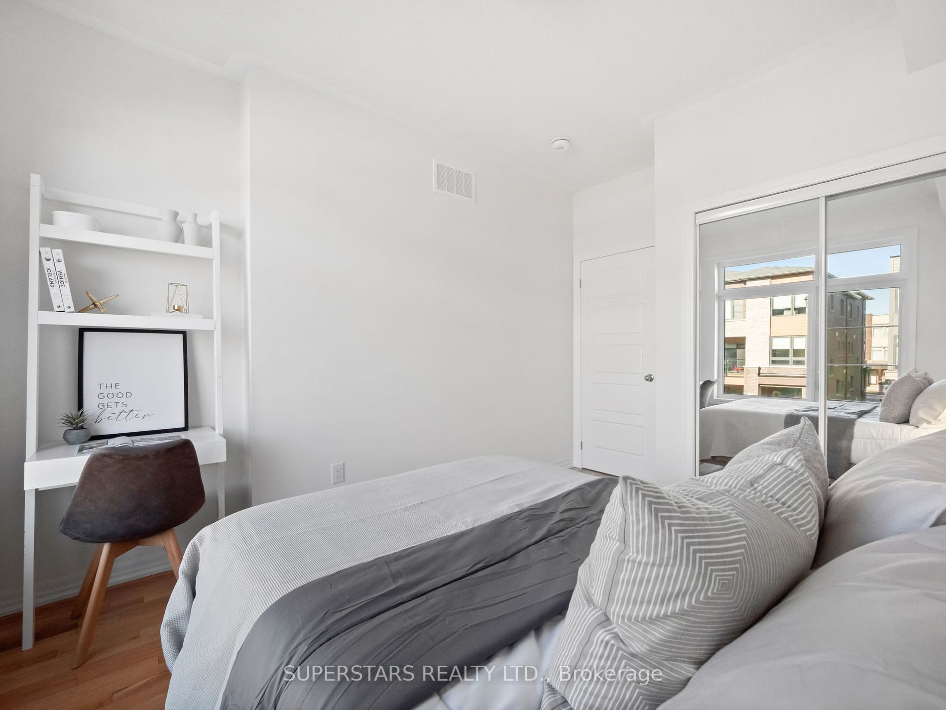 17 Delano Way